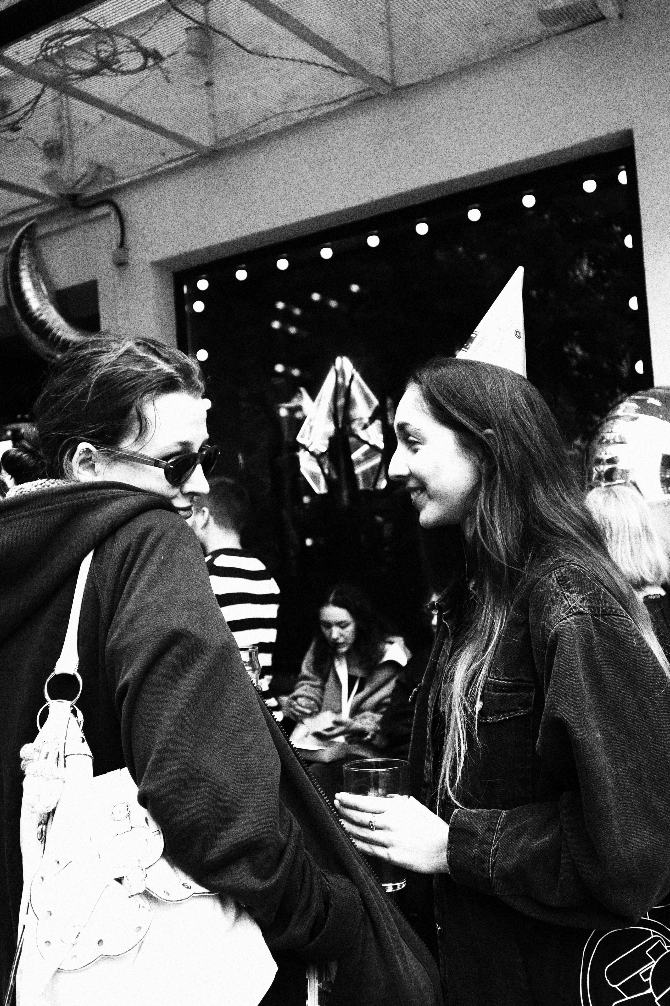 STENOGRAFFIA / Бар «Нельсон Совин». Уральское создание