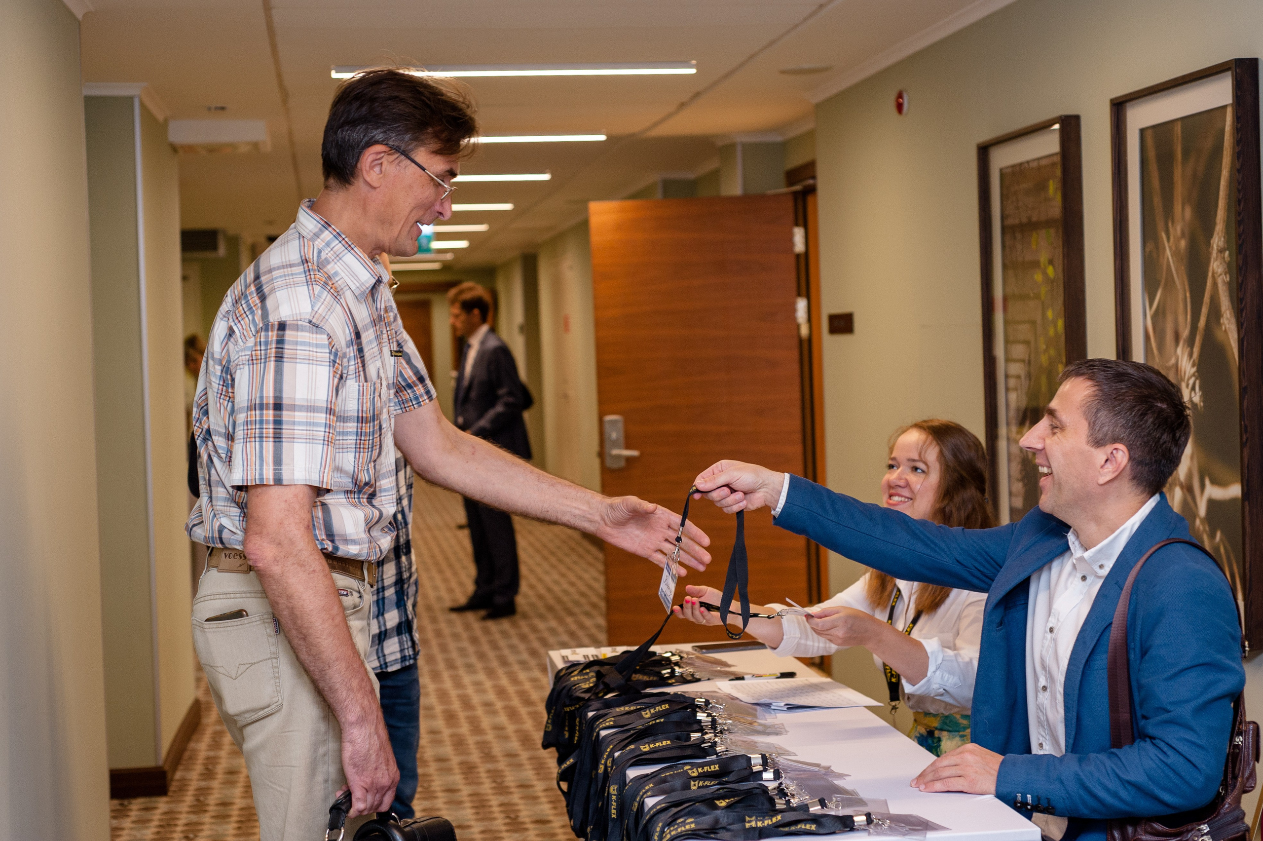 ВЗРОСЛЫЙ РЕПОРТАЖ. Приветствую! Меня зовут Александра, я занимаюсь репортажной и предметной съемкой в Красноярске