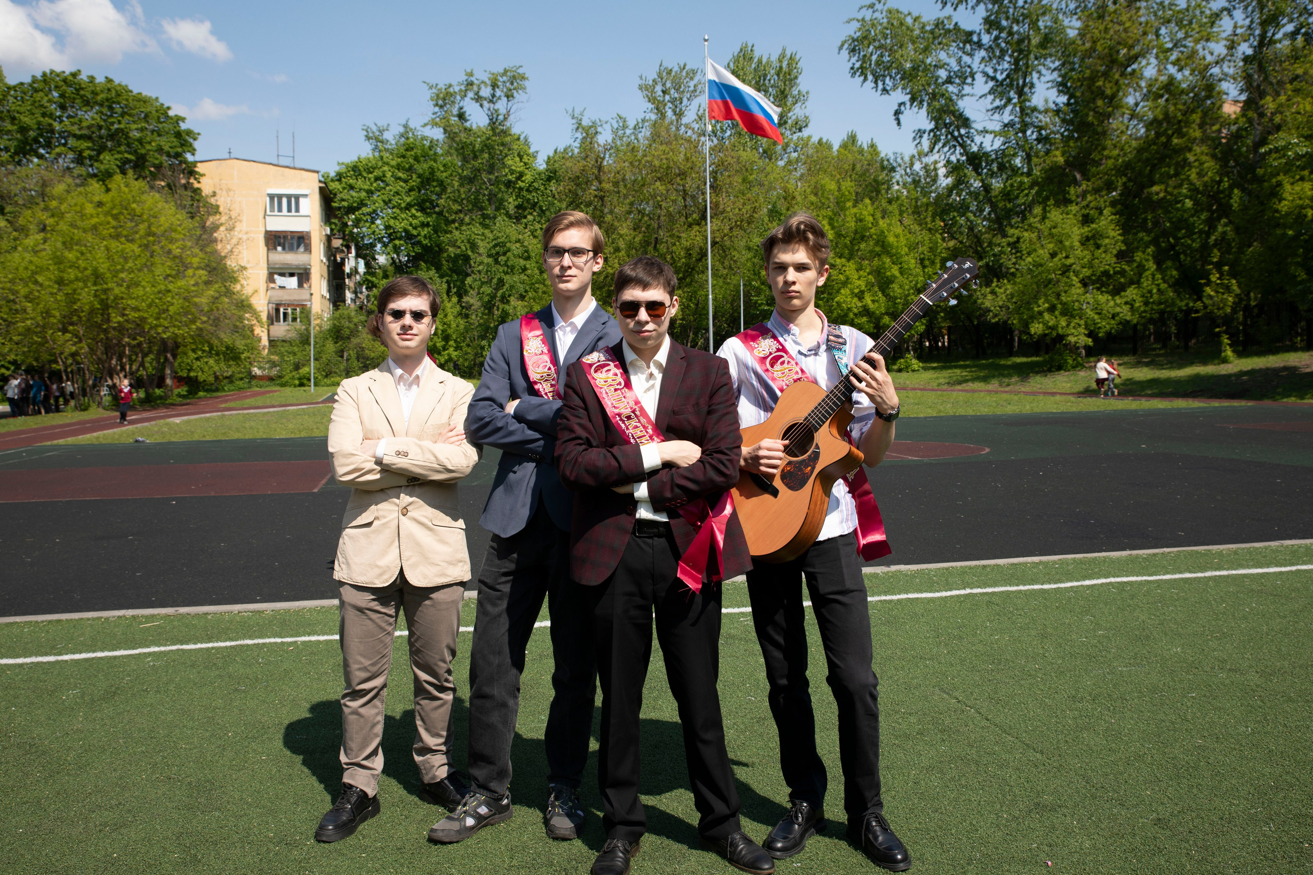 Последний звонок Школа Баренбаума 1517. Фотограф в Москве Яна Полосина