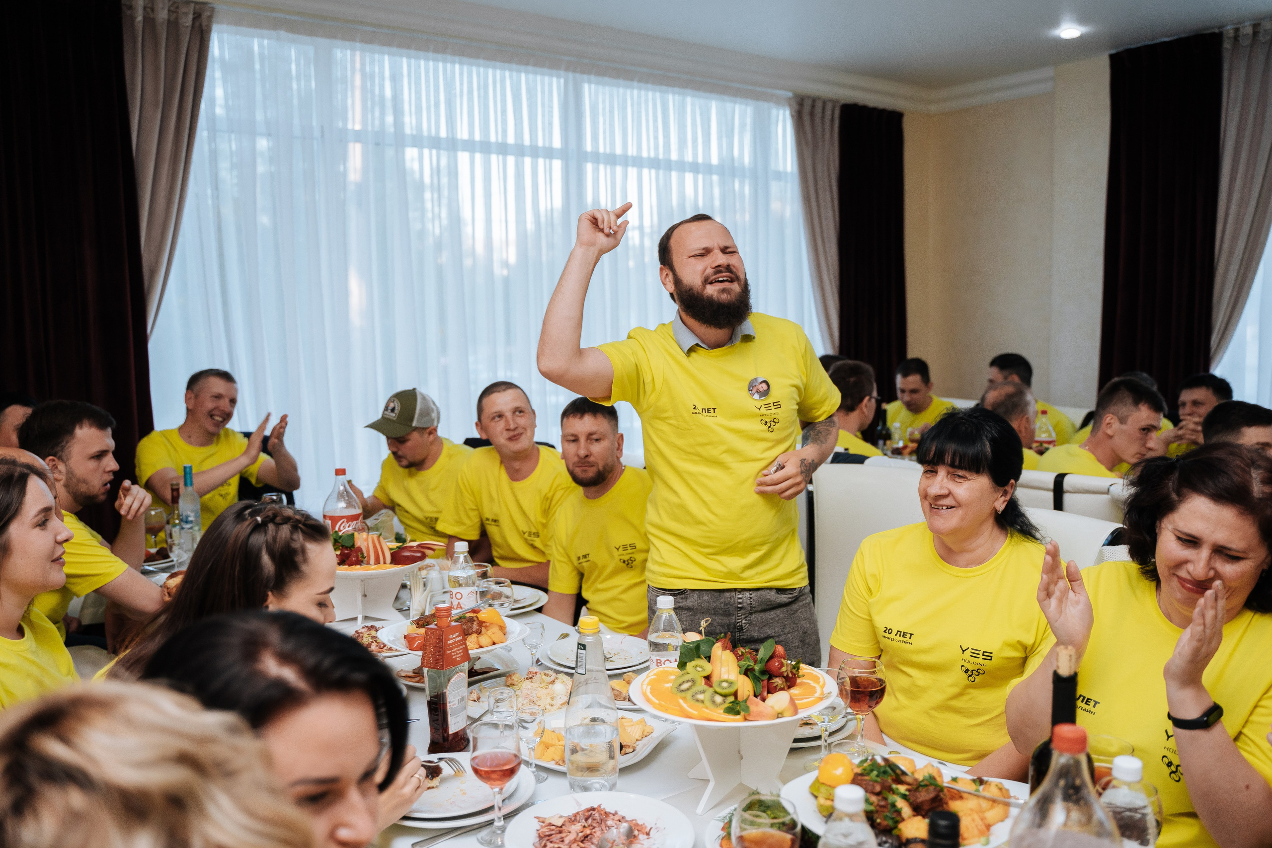 Yes Holding. Свадебный фотограф в Симферополе