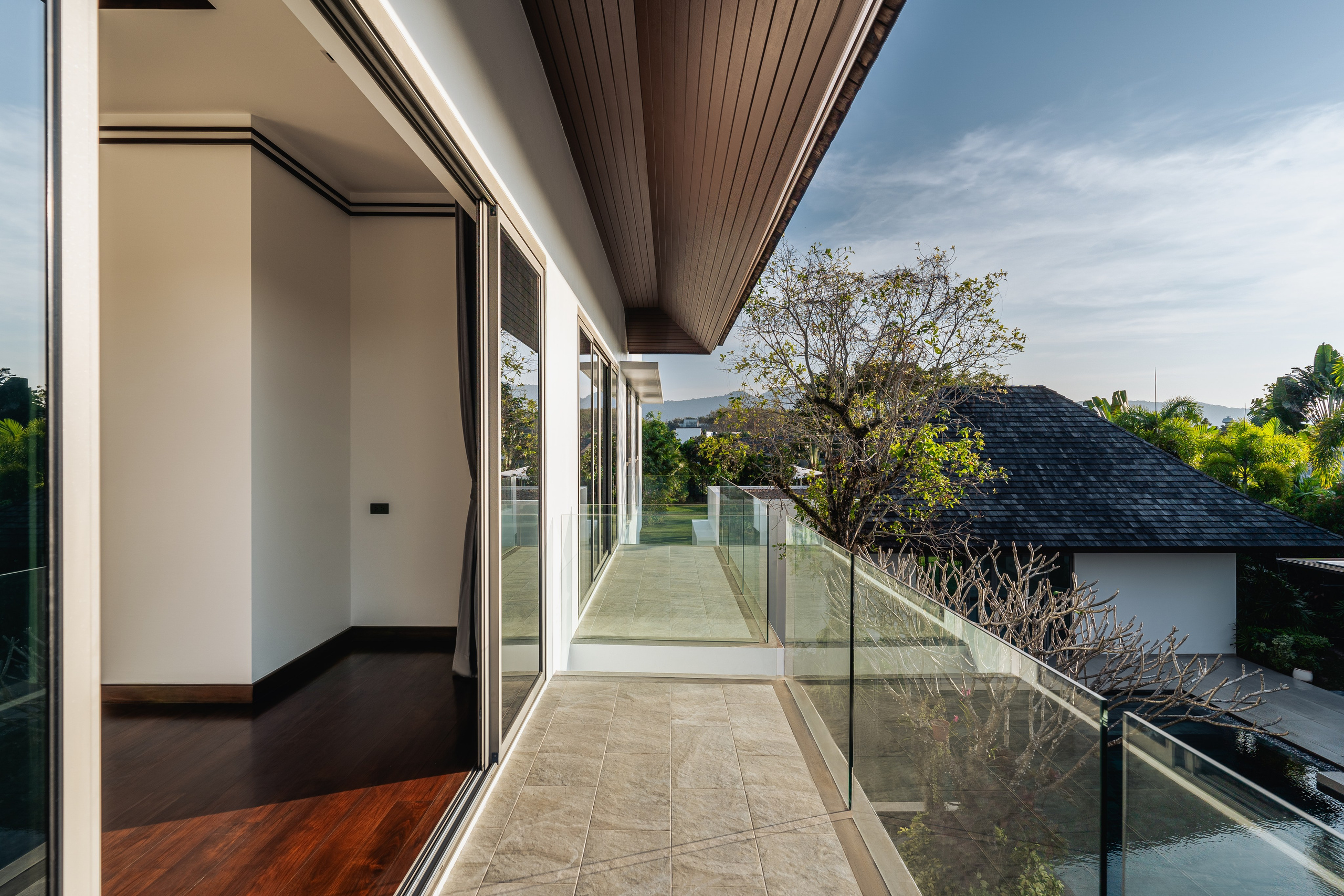 Interior real estate photography in Phuket — professional photos and videos. Yan Dolmatov — Photographer, Videographer, and Producer in Phuket