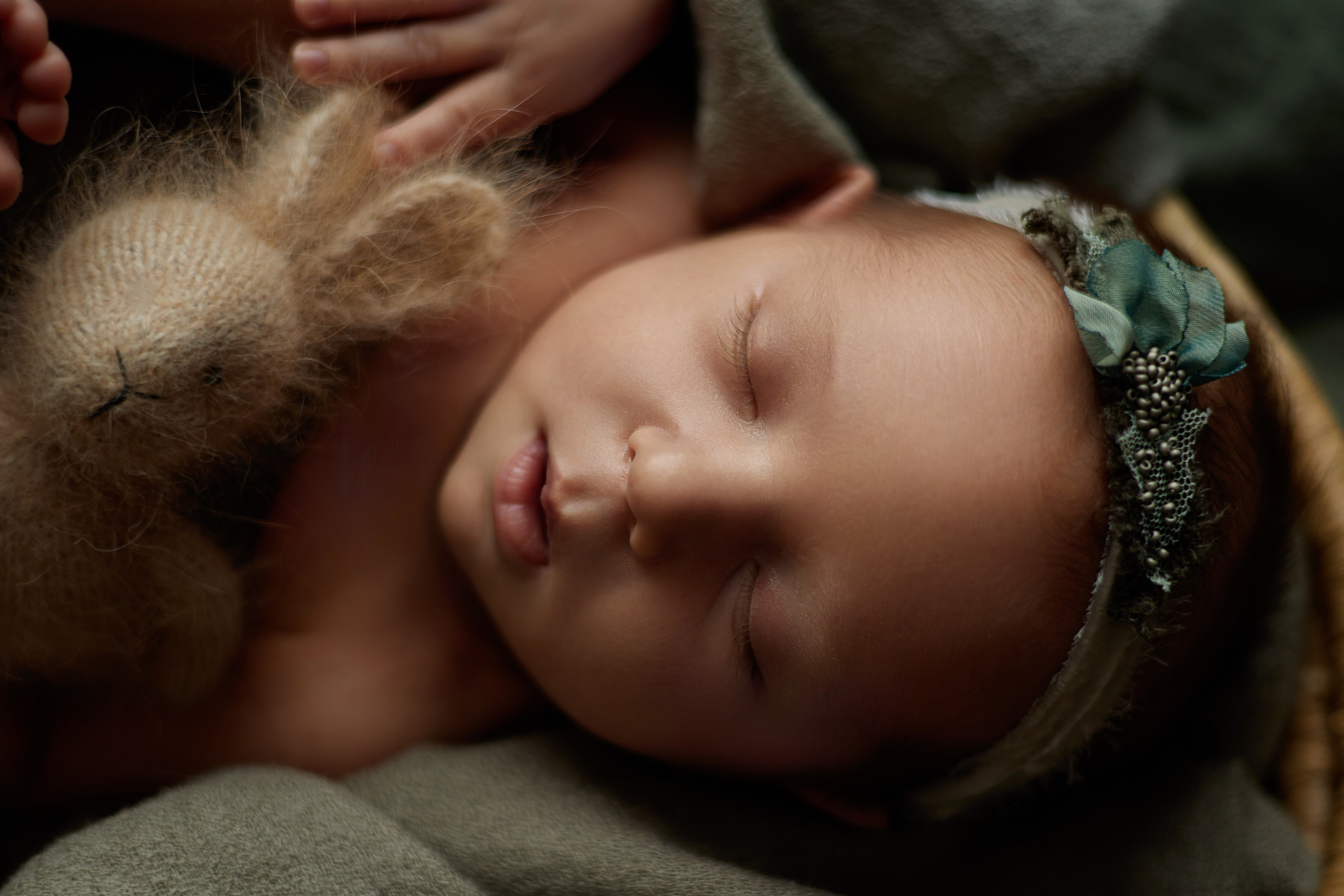 Newborn. Фотограф женского портрета, беременности и материнства Харькова Елена