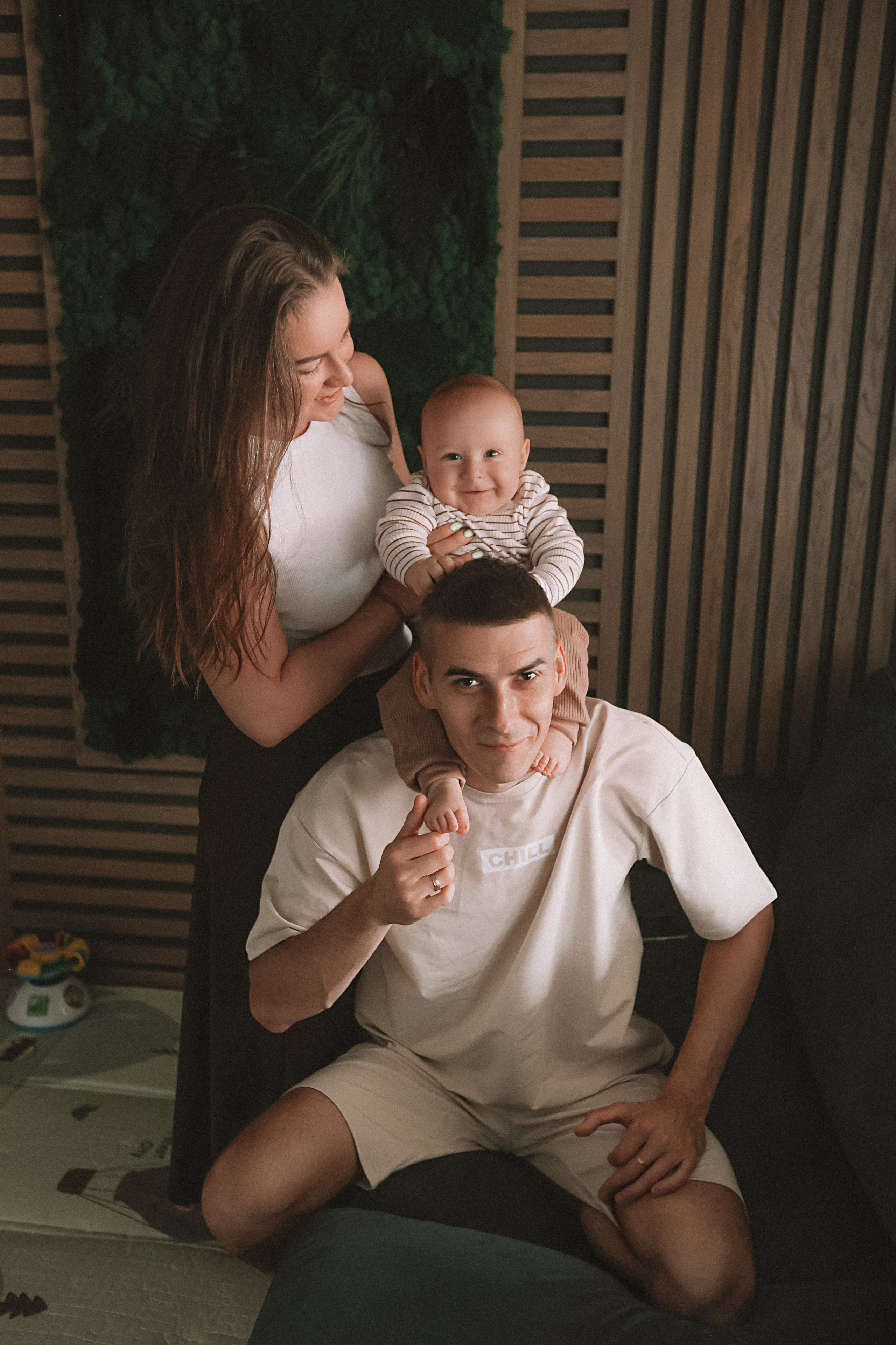 Мише 8 месяцев. Семейный фотограф Тюмень, фотограф на роды Салмина Мария