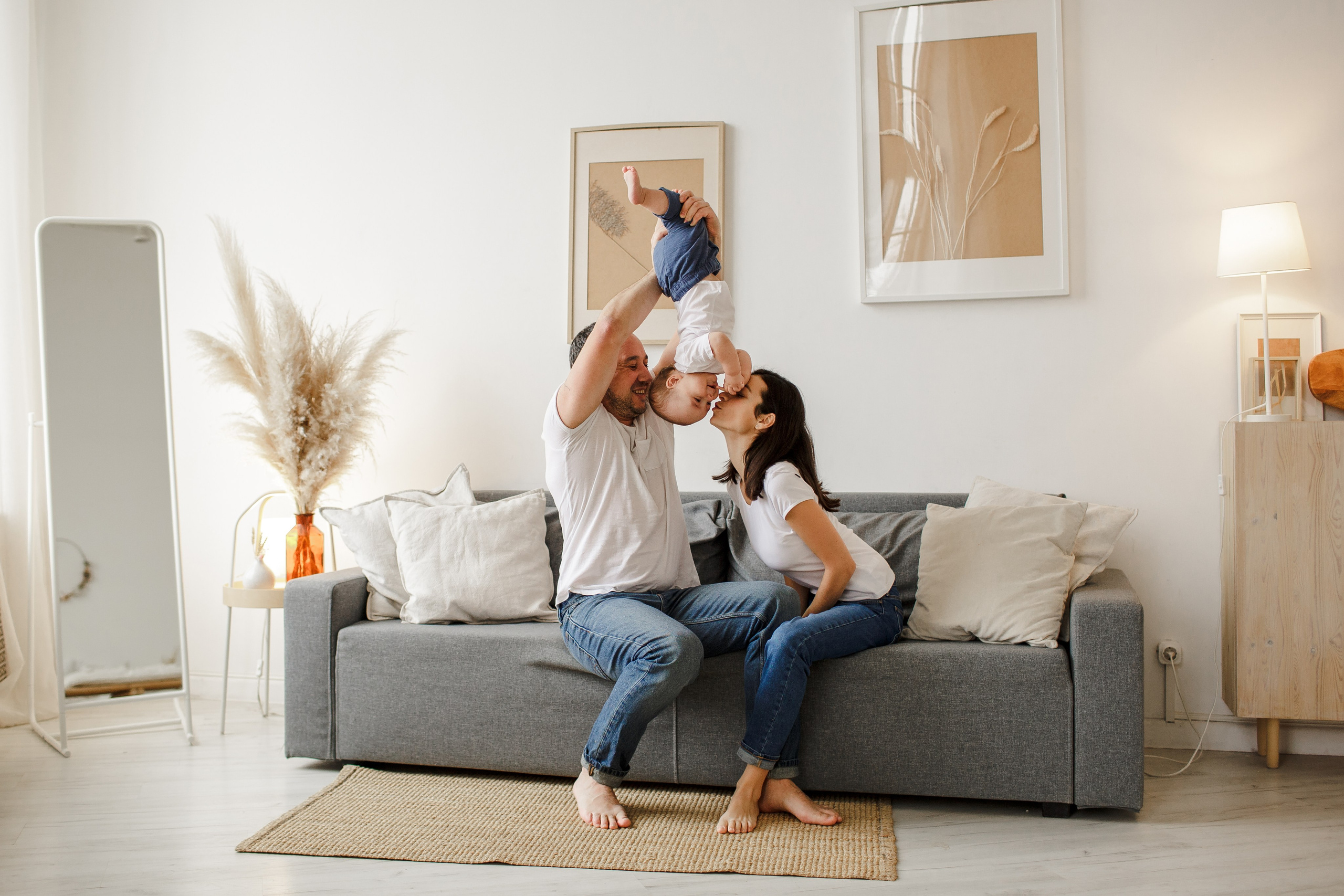 Семейная фотосессия в студии. Свадебный фотограф Кирилл Белый