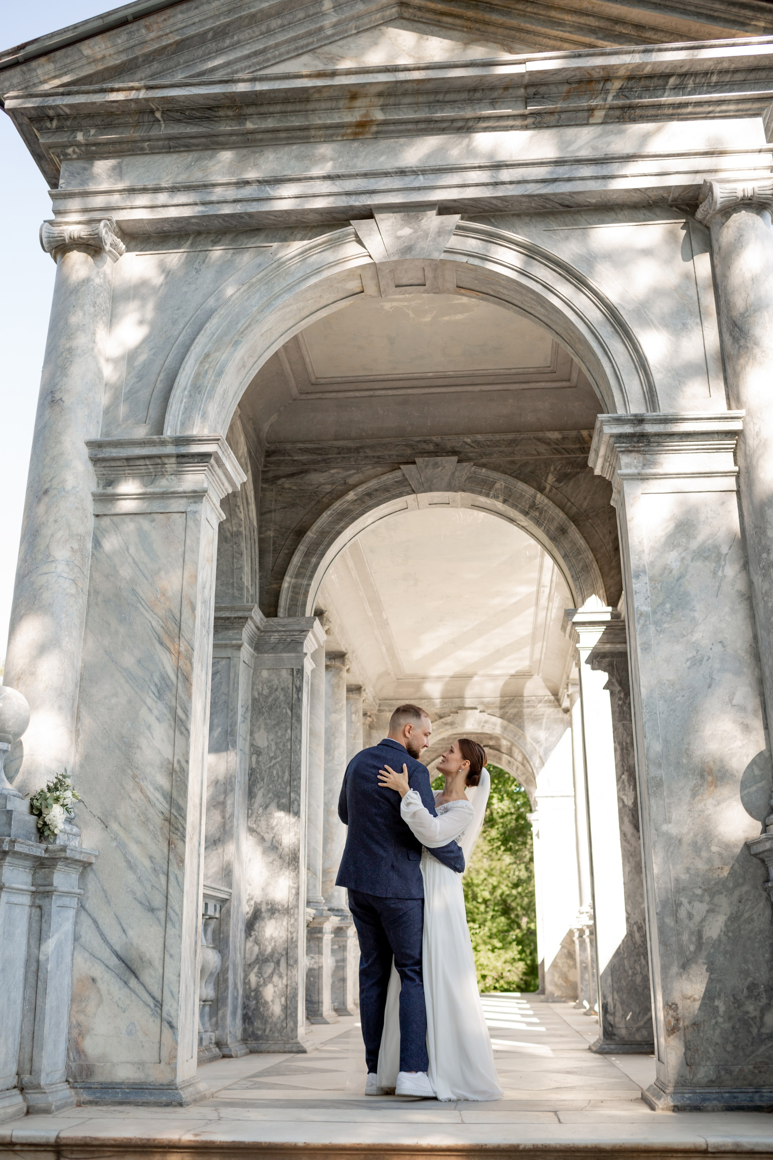 Свадебная фотопрогулка в Пушкине. Свадебный фотограф Кирилл Белый