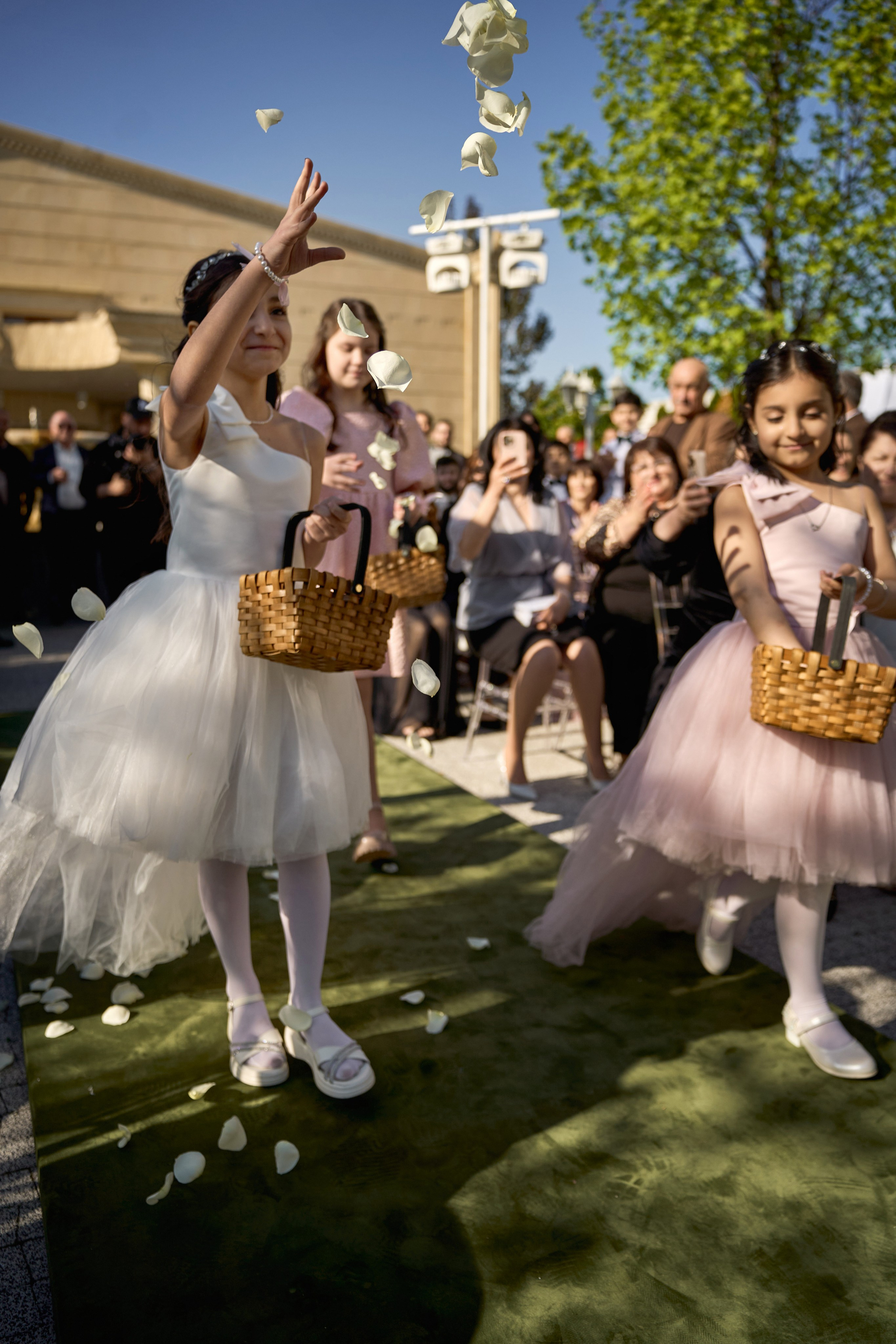 Лучшие свадебные фотографы Краснодара ТВИНС СТУДИО в Zagarro на Армянской свадьбе!. ТВИНС СТУДИО — лучшие свадебные фотографы и видеографы в Краснодаре