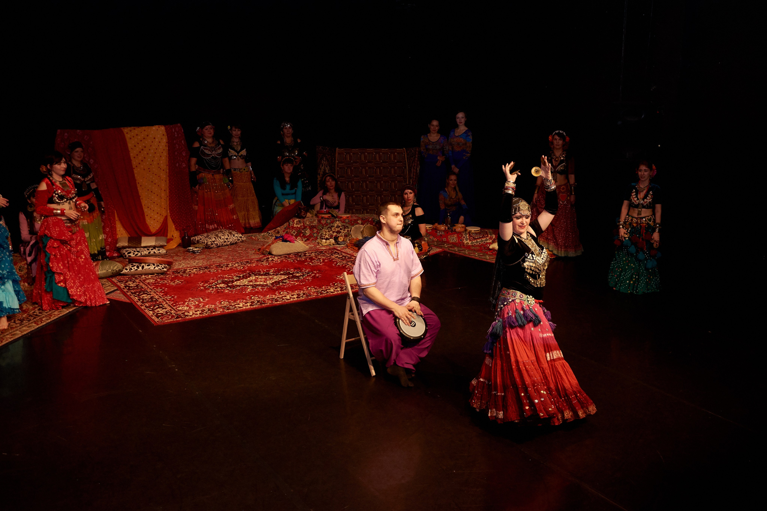 Город танцующего народа. Ольга Чёкотова (Фотограф Кострома)