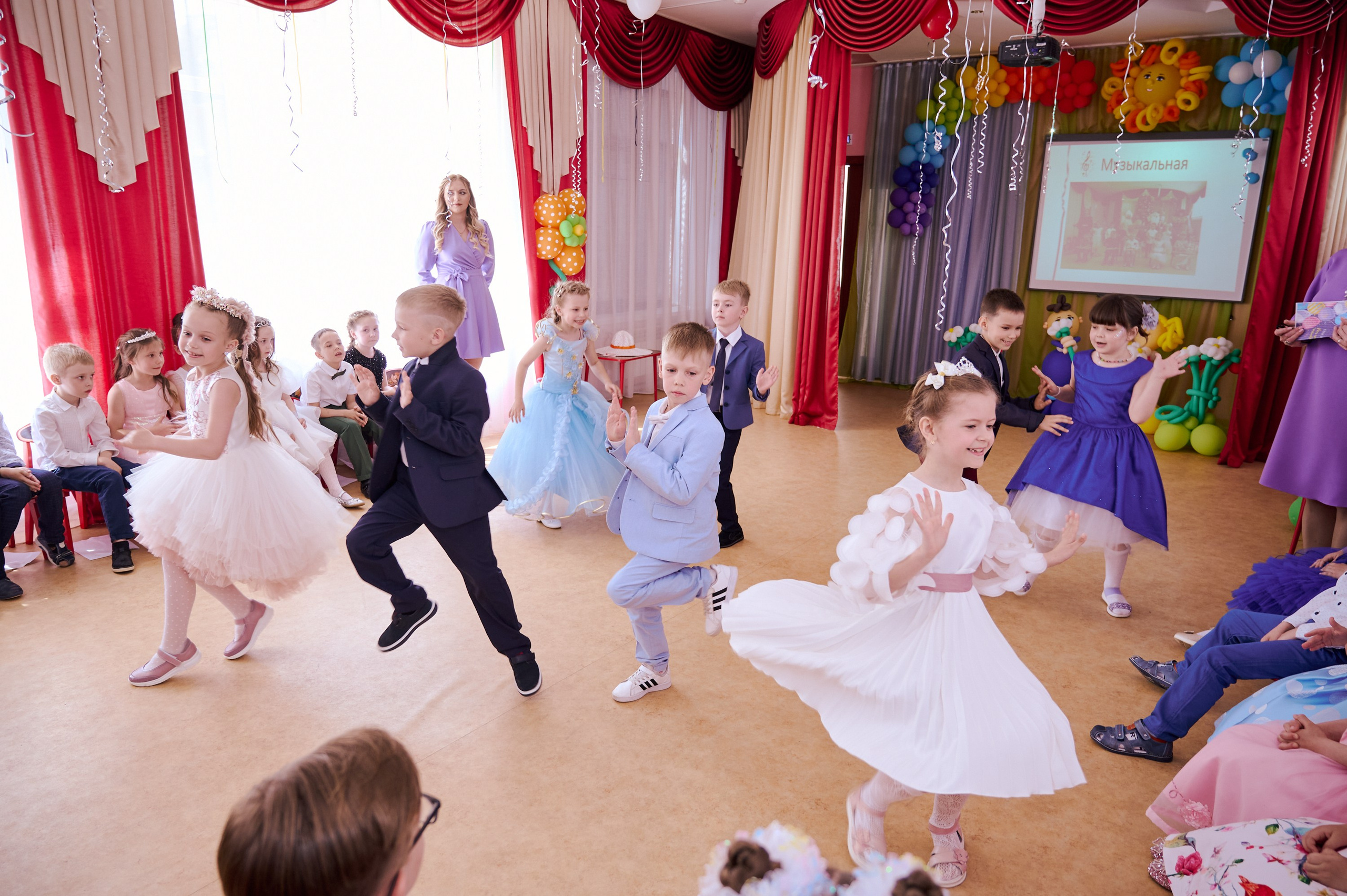 Детские праздники, Выпускные, 1 сентября. Выпускные Альбомы в Нижнем Новгороде