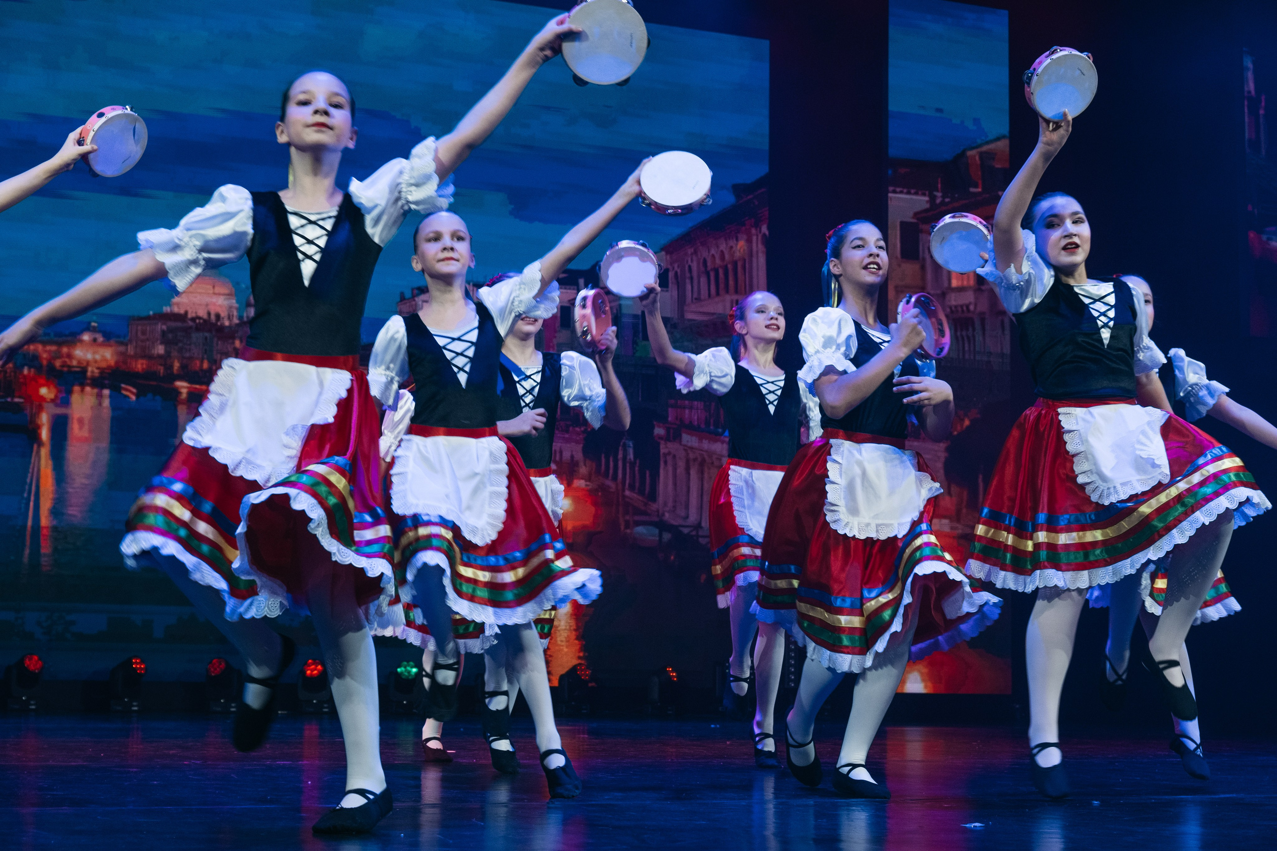 СурГУ 23.12.23. Репортажный и свадебный фотограф в Сургуте