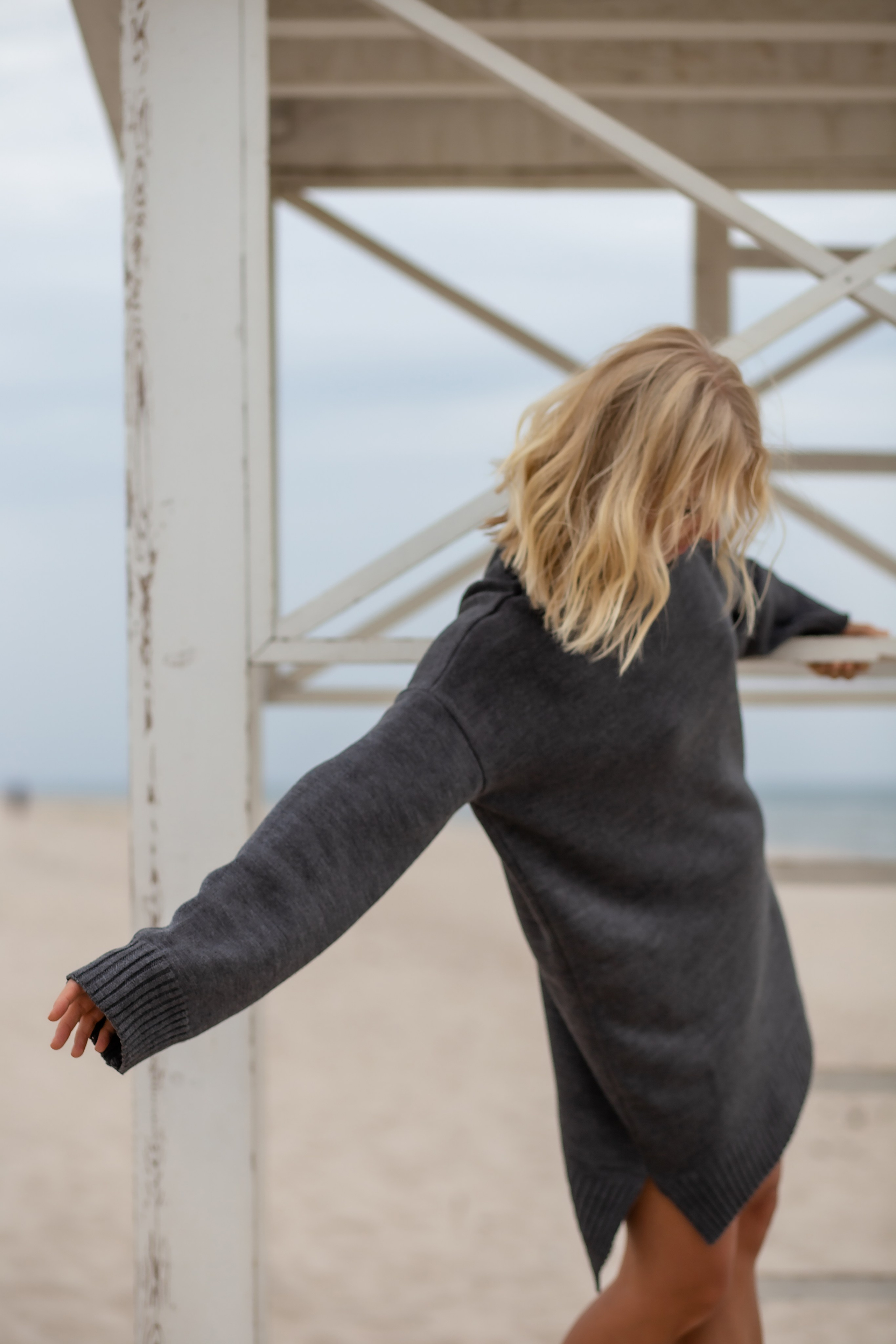 Вера в Янтарном. Перед дождем. Фотограф в Калининграде Решетникова Алина