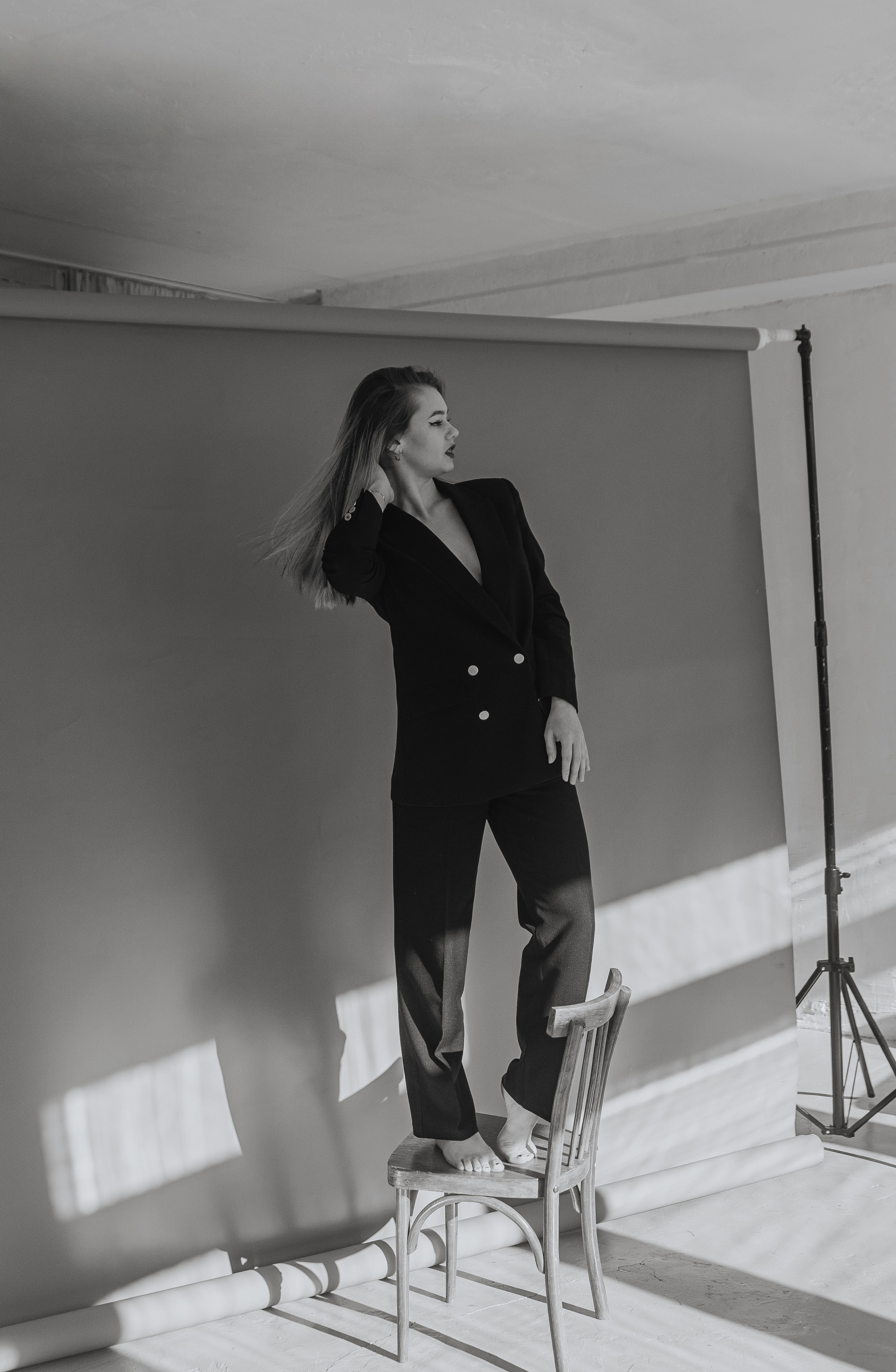Женская фотосессия в стиле минимализм. Денисова Аля — фотограф для парных съемок и индивидуальных историй в Барнауле