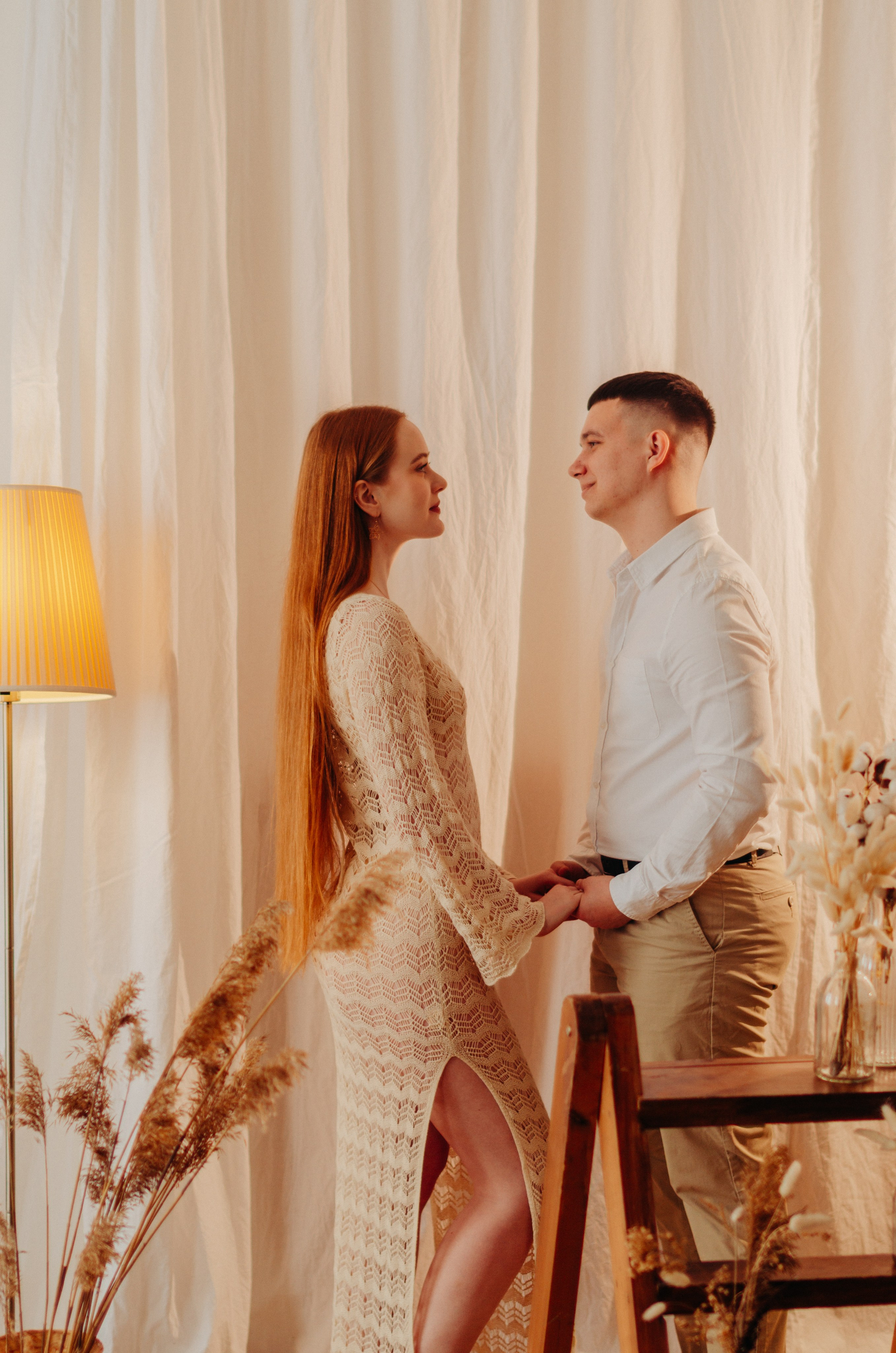 Love Story в фотостудии в стиле бохо. Денисова Аля — фотограф для парных съемок и индивидуальных историй в Барнауле