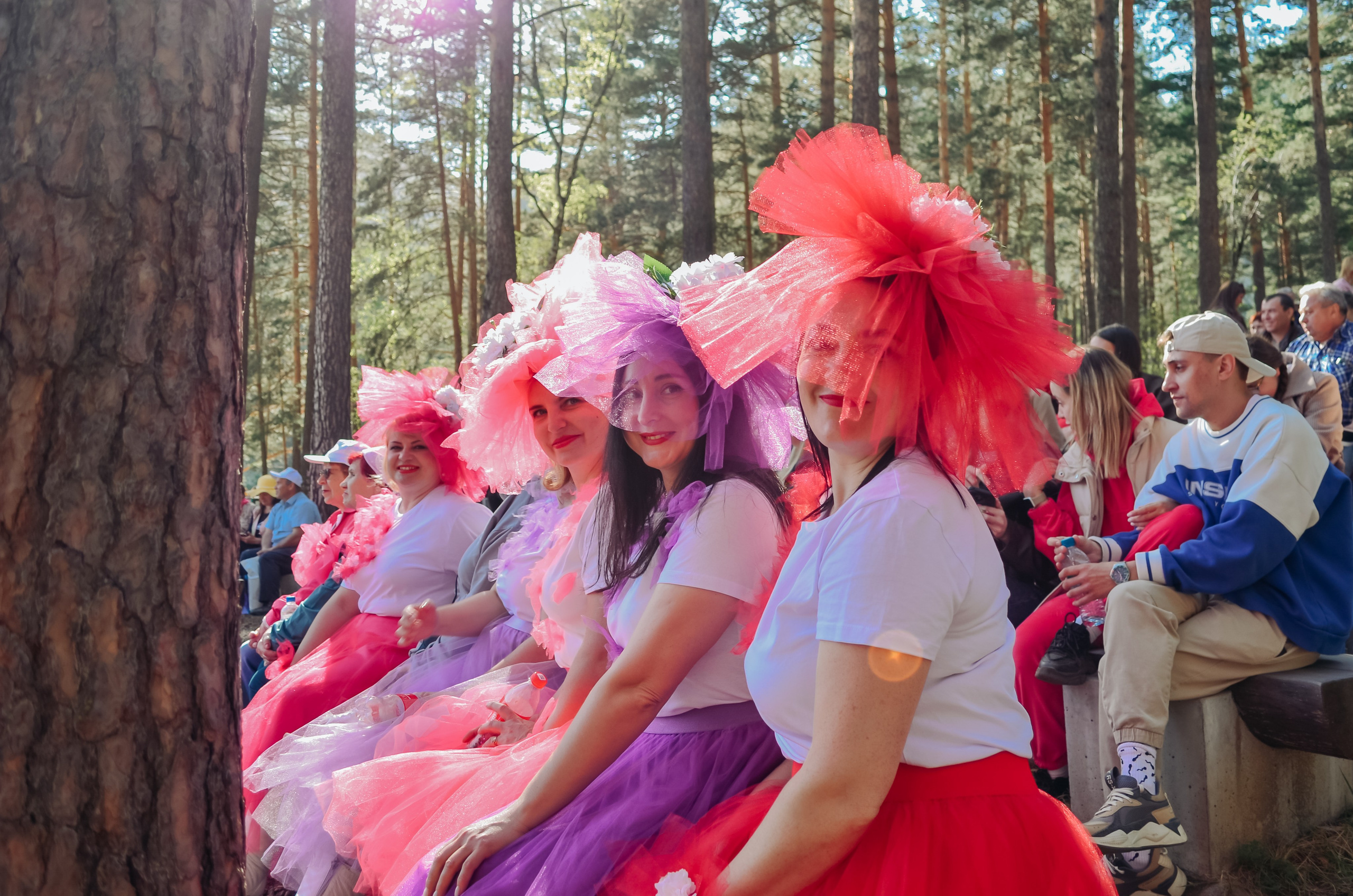 Фестиваль «Цветение Маральника на Алтае 2025». Фоторепортаж. Денисова Аля — фотограф для парных съемок и индивидуальных историй в Барнауле