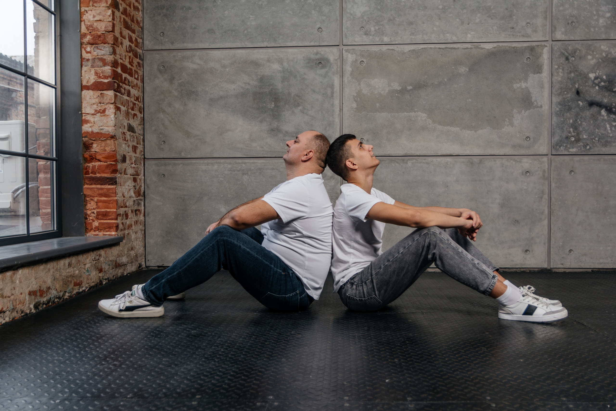 Фотосессия отец и взрослый сын. Семейный и детский фотограф Кущ Наташа