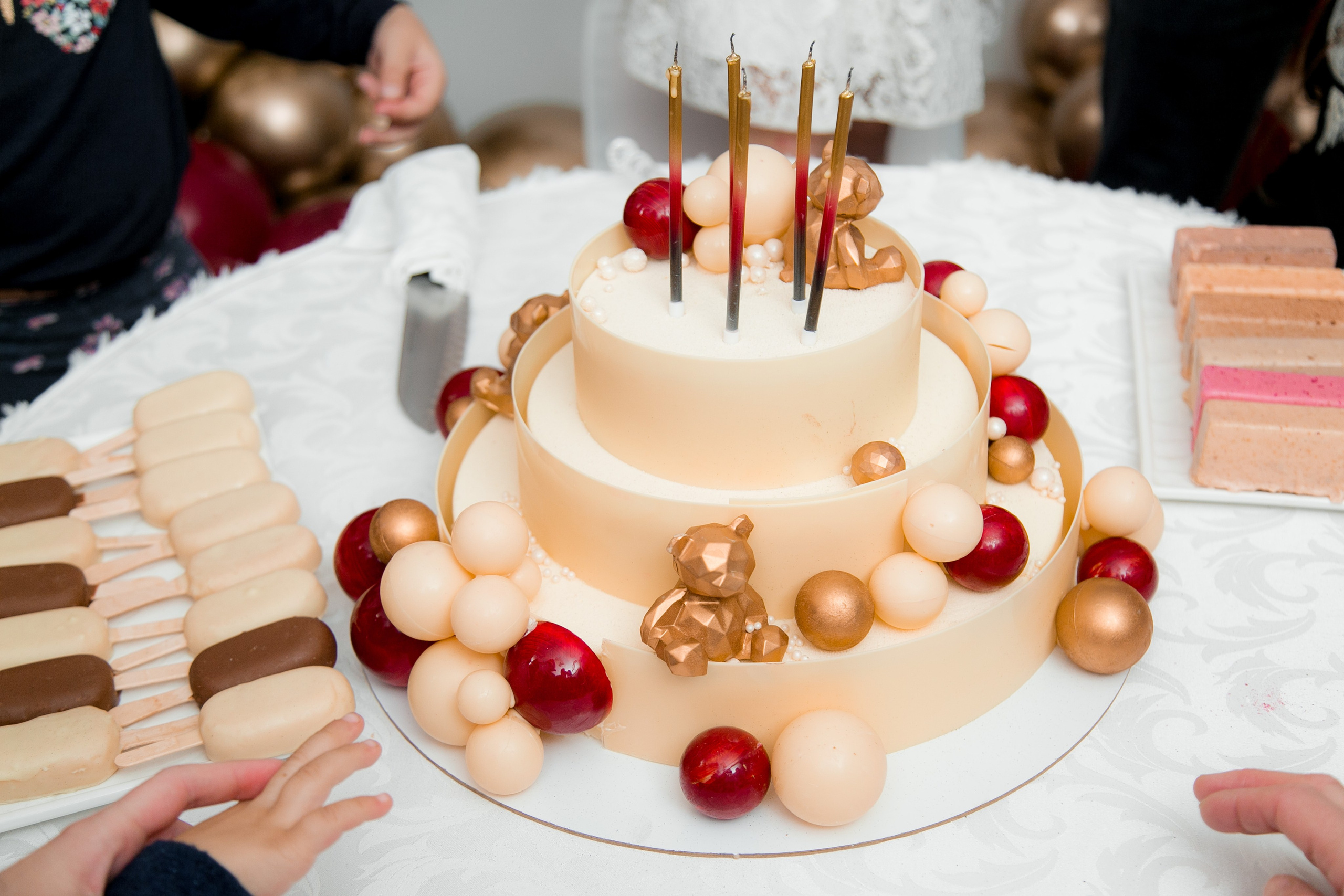 Фотосъемка детского Дня рождения Анечки. Репортажный фотограф Борис Геер