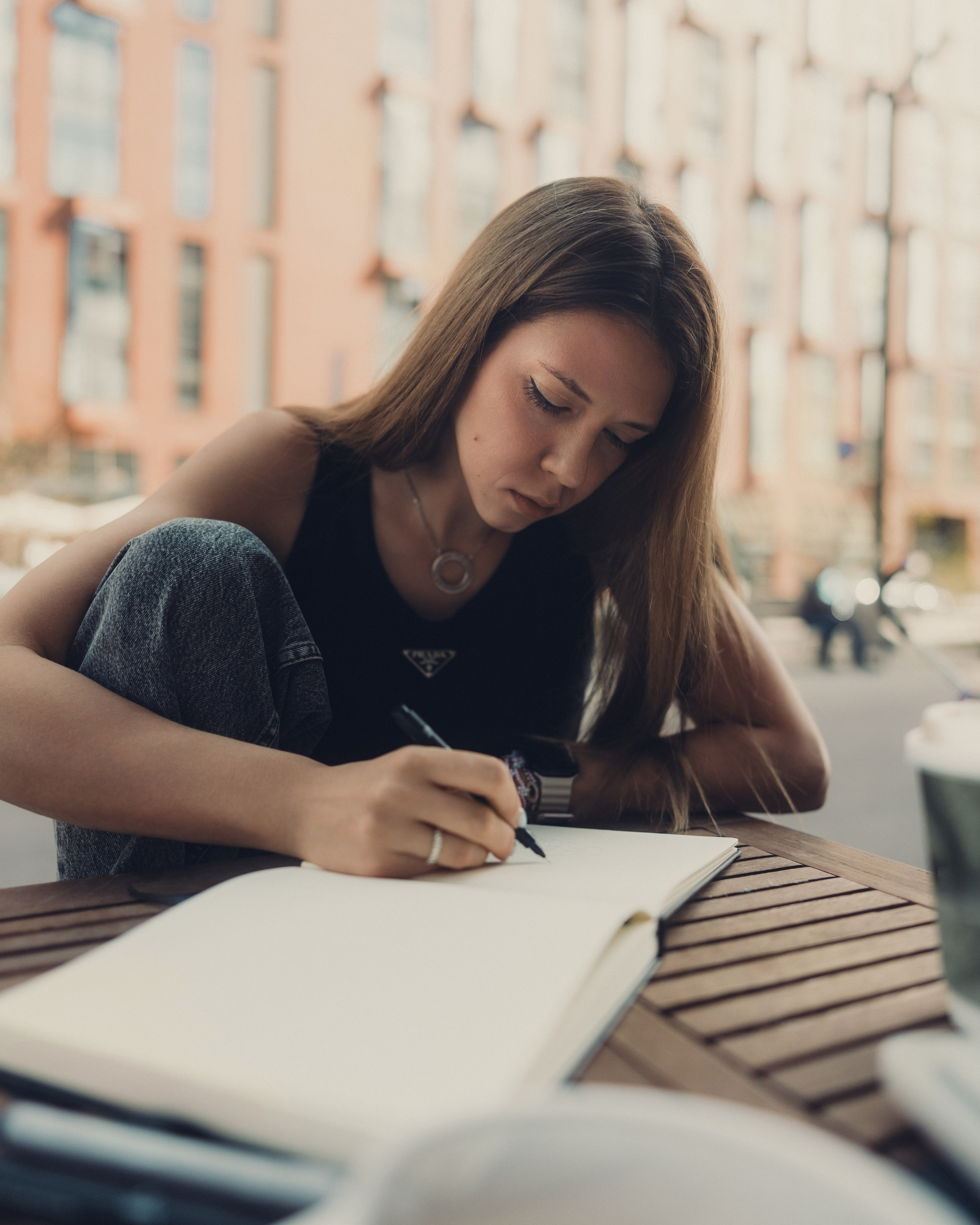 Портретный и предметный фотограф Москва Антон Аванзато