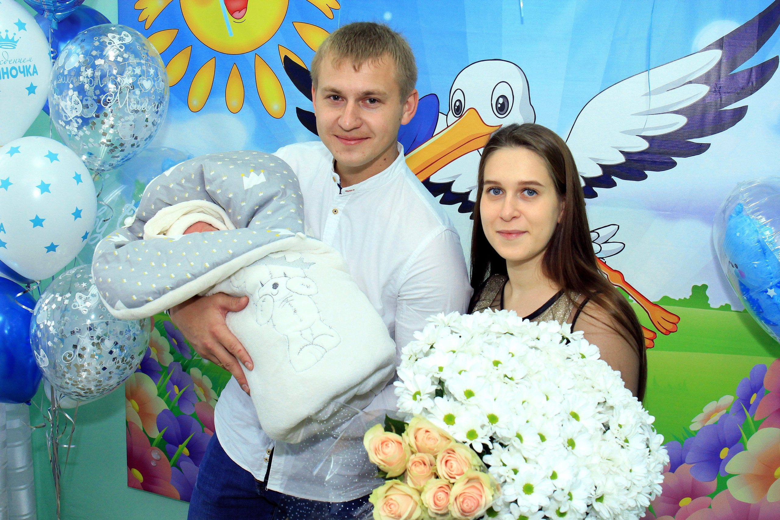 Выписка из роддома. Игорь Варава свадебный фотограф видеограф Белая Глина Краснодар