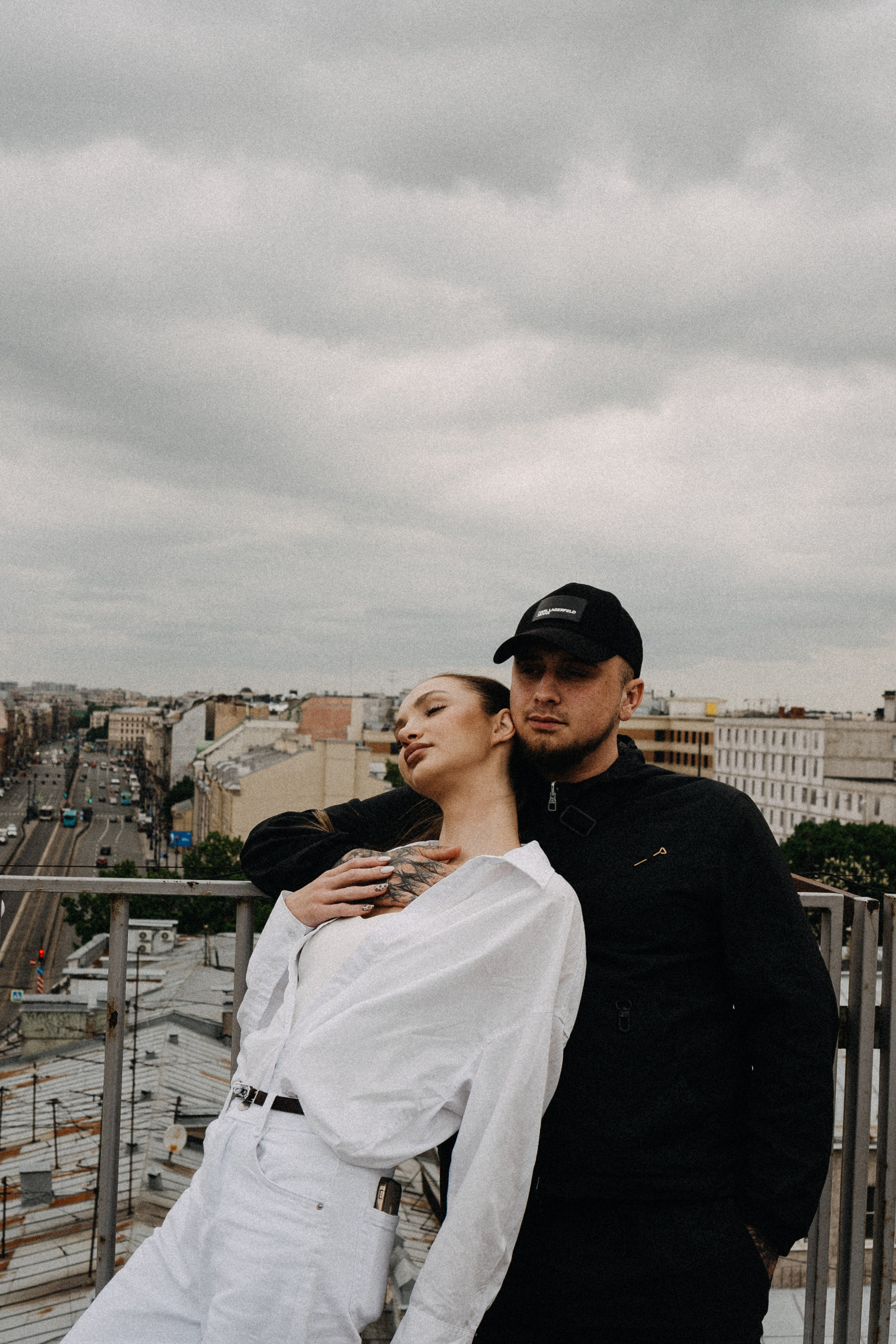 МЫ ГУЛЯЛИ ПРО КРЫШАМ ПИТЕРА. Профессиональный фотограф, Санкт-Петербург — Виктория Богомолова