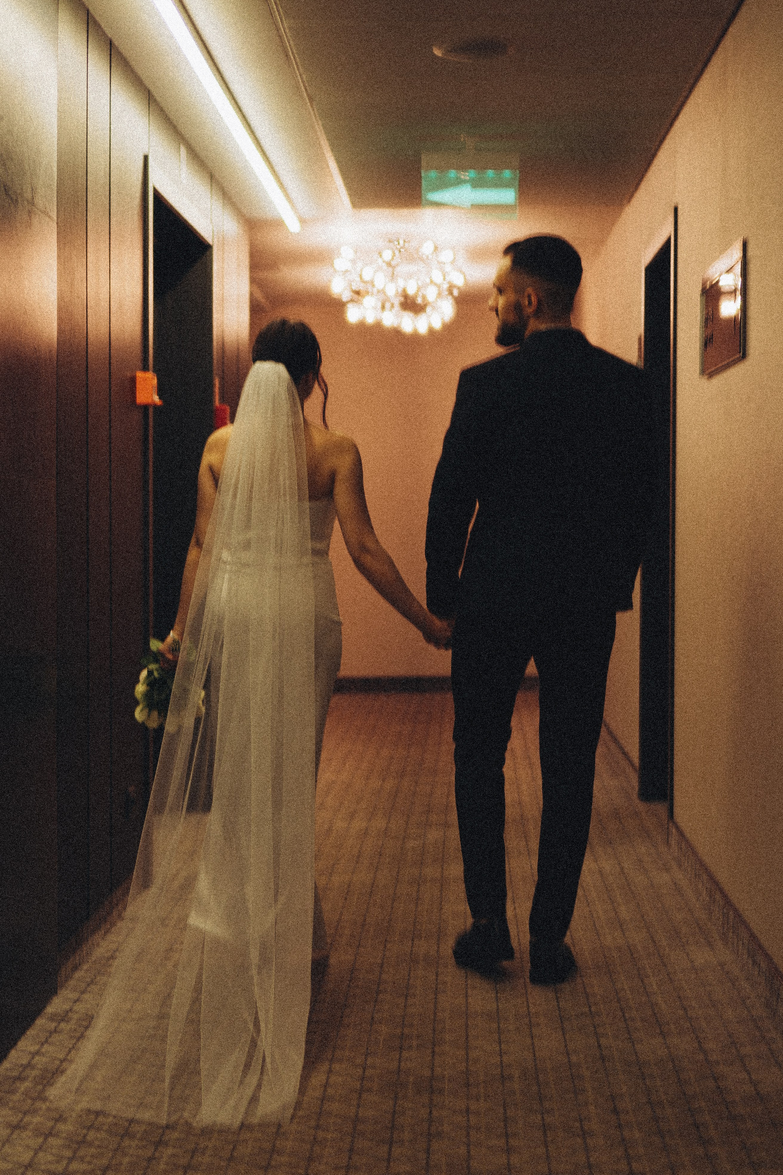 СВАДЕБНАЯ СЬЕМКА СБОРОВ ЖЕНИХА И НЕВЕСТЫ В ОТЕЛЕ И ТАКЖЕ ФОТОСЕССИИЯ В ОТЕЛЕЕ МЕГАПОЛИС БРЯНСК. Профессиональный фотограф, Санкт-Петербург — Виктория Богомолова