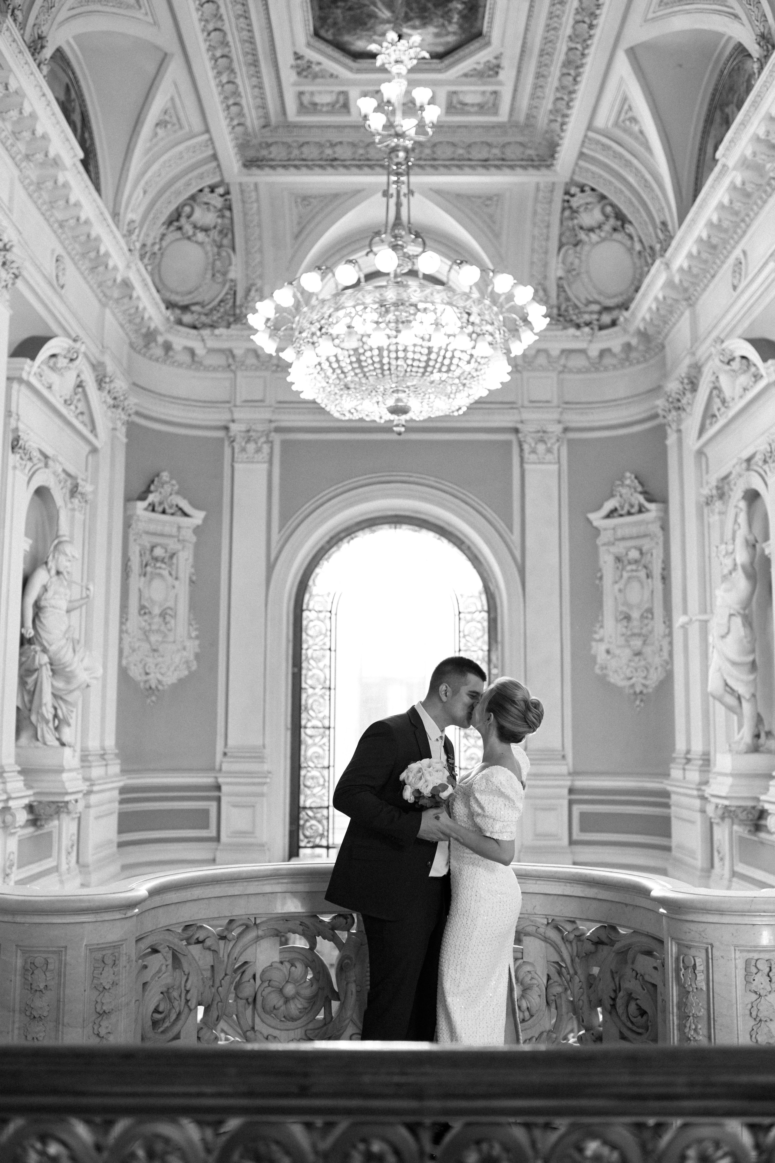 Кирилл & Карина. Сестры Карабаза. Фотографы и ретушеры в Москве и Санкт-Петербурге