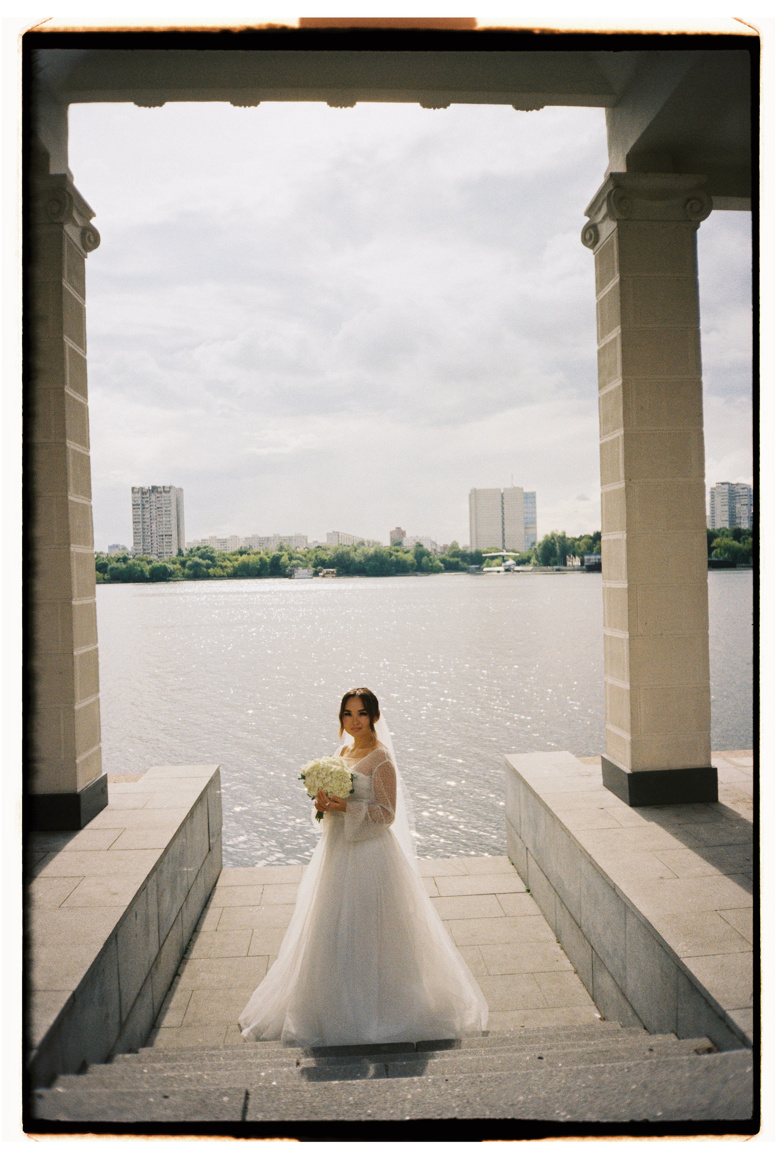 Рустам & Земфира. Пленка. Сестры Карабаза. Фотографы и ретушеры в Москве и Санкт-Петербурге