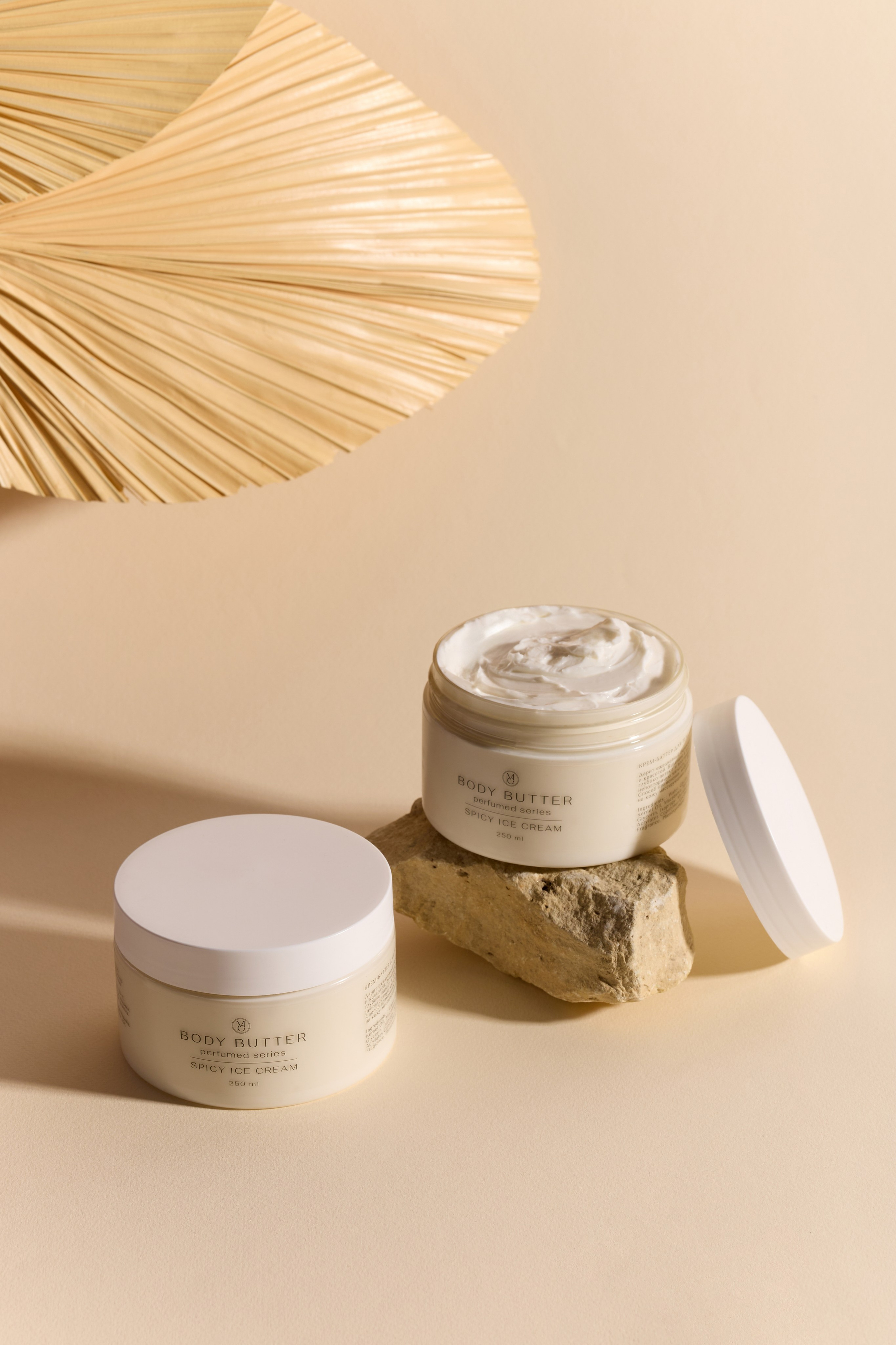 Фотосессия для бренда косметики. Сестры Карабаза. Фотографы и ретушеры в Москве и Санкт-Петербурге