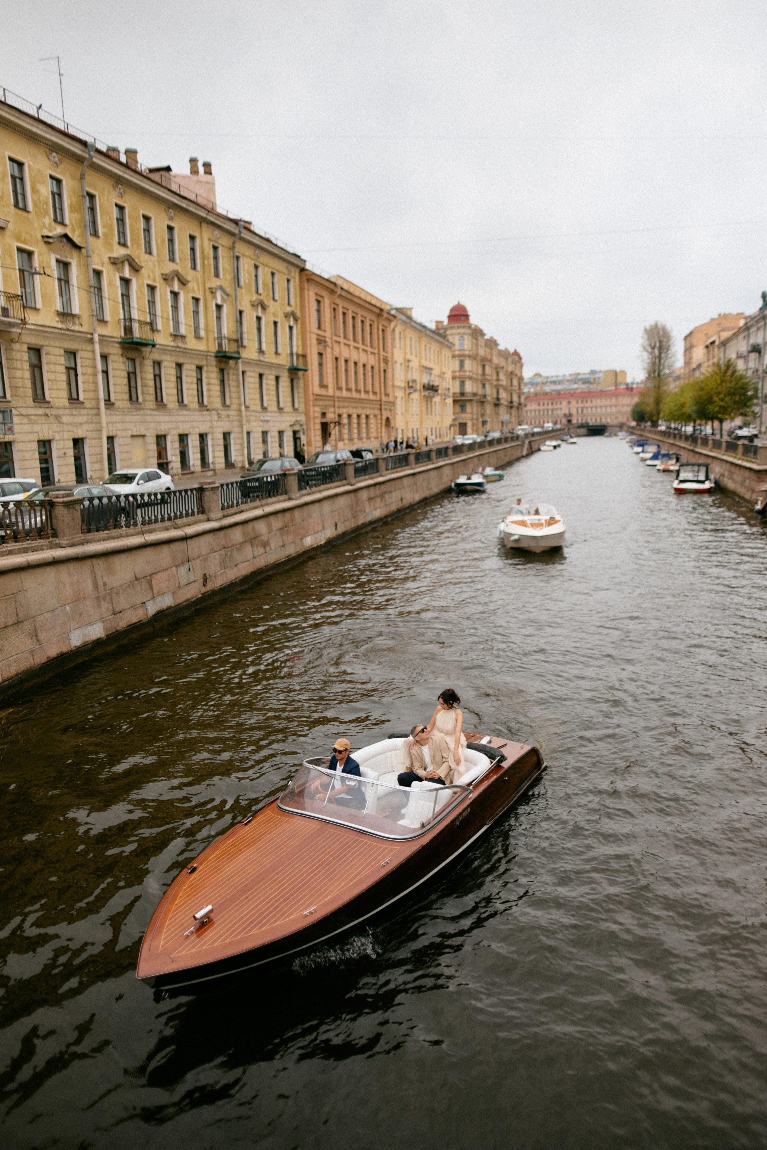 Сергей & Олеся. Сестры Карабаза. Фотографы и ретушеры в Москве и Санкт-Петербурге