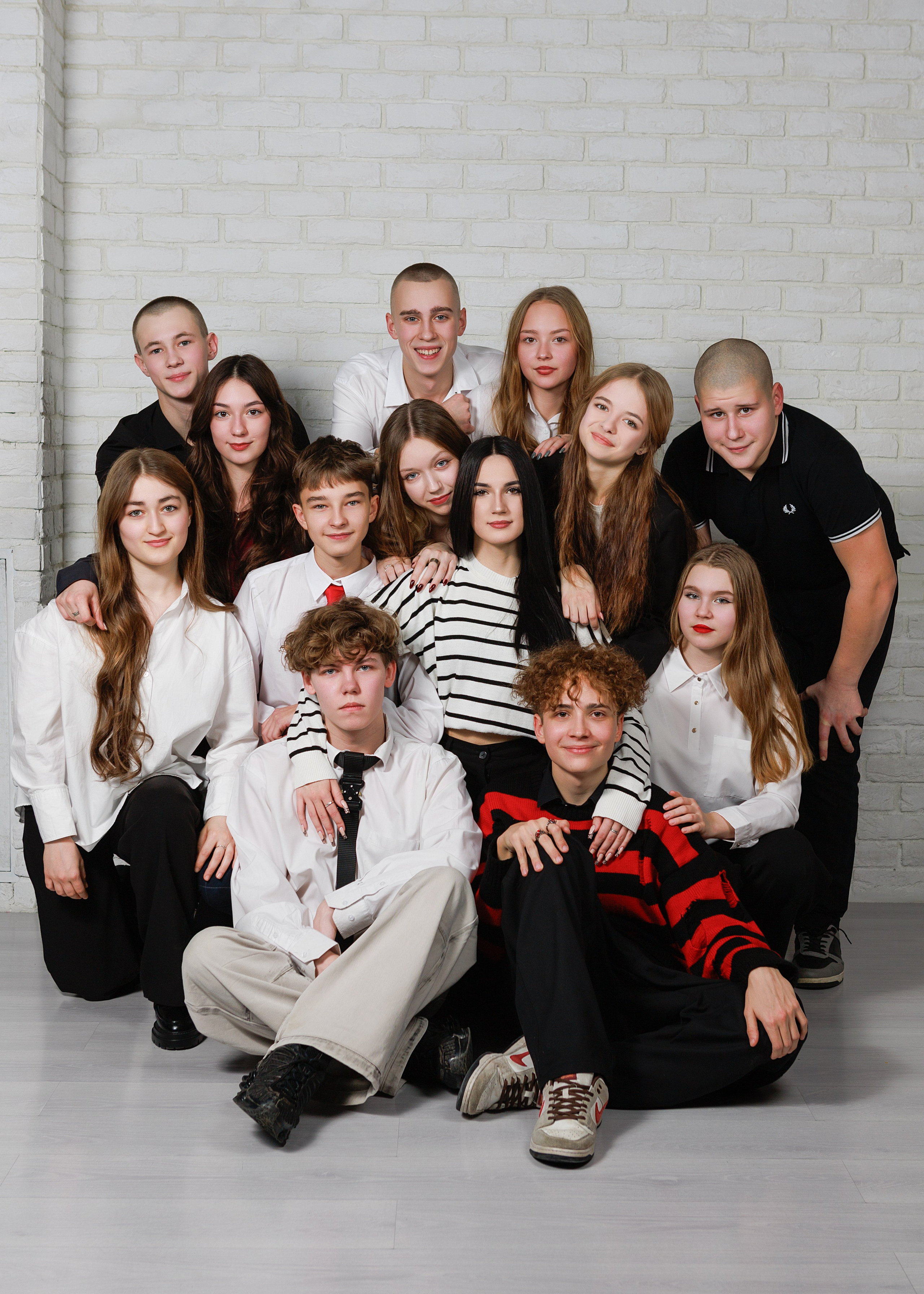 Школа 9 — 11 классы. Выпускные альбомы для школ и детских садов