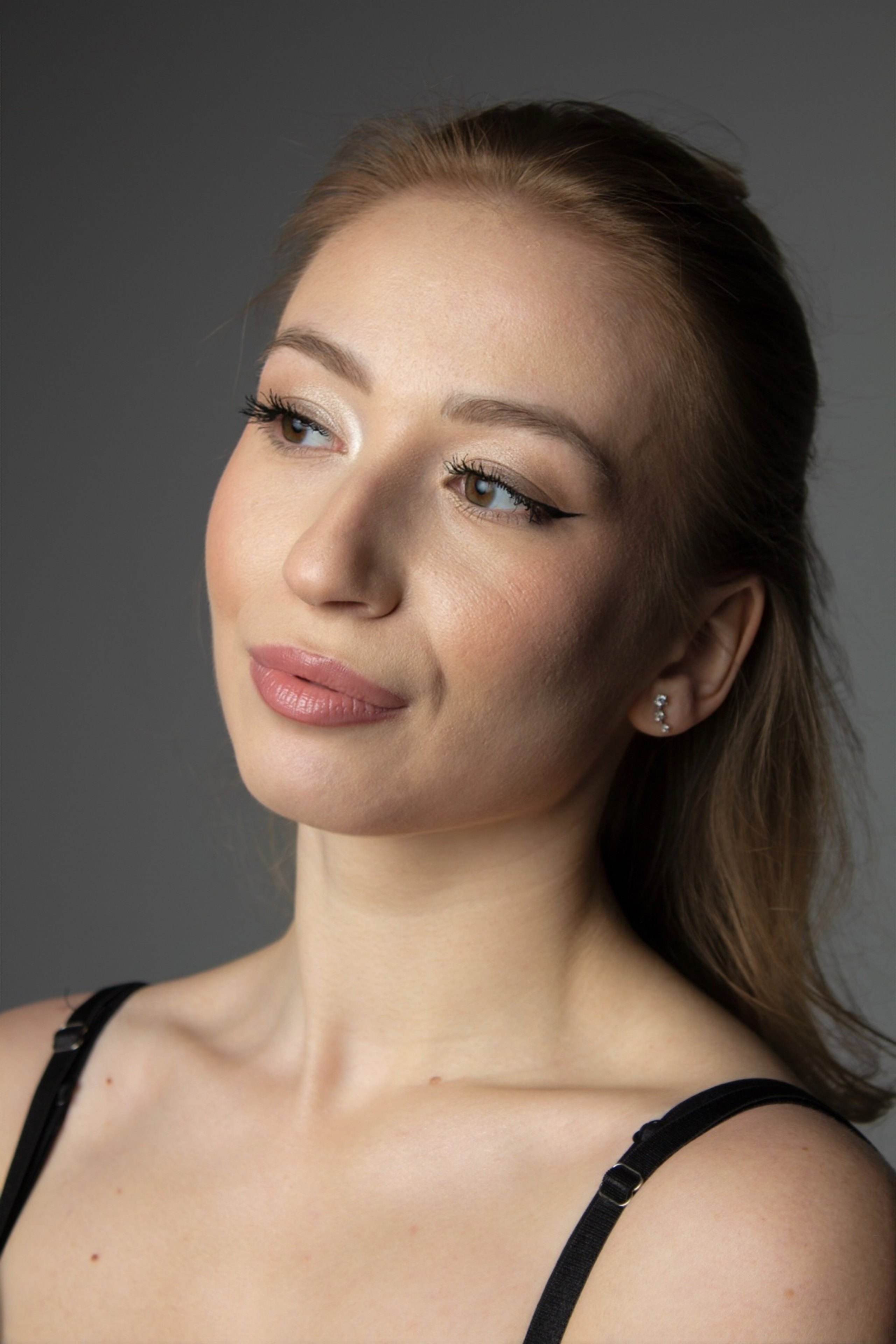 Дианка Гаджинова. Агунда Хумарова