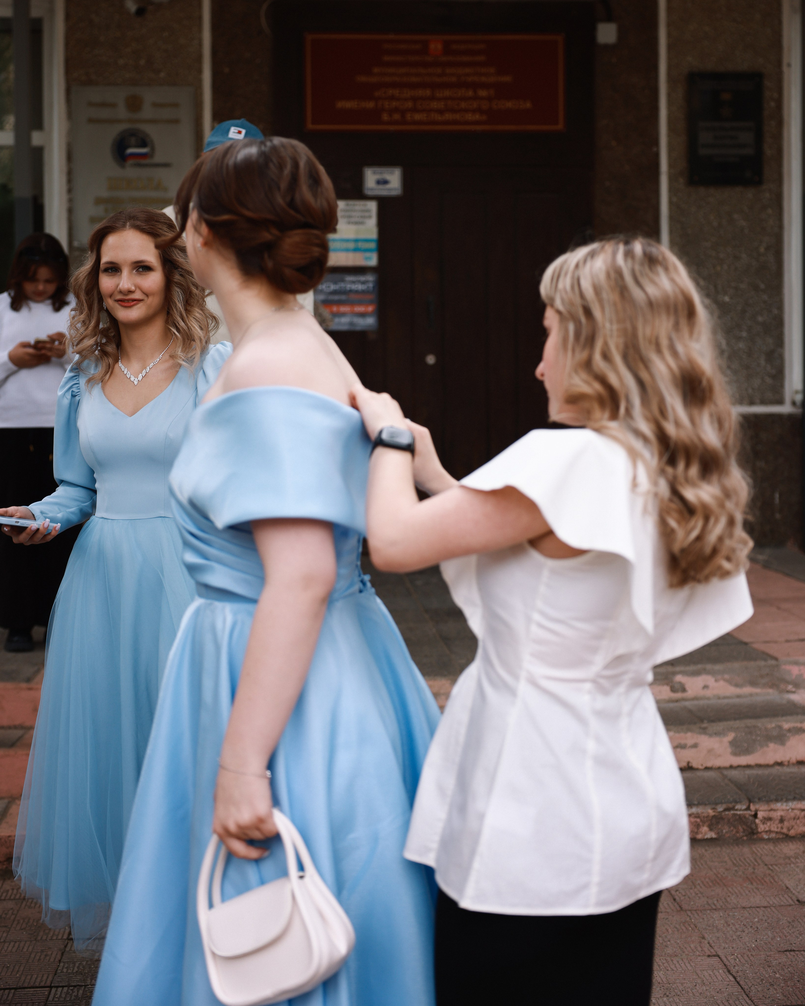 Выпускной 11 класса средней школы № 1 имени Героя Советского Союза Б. Н. Емельянова, г. Тула. Фотограф в Туле — Борисов Николай