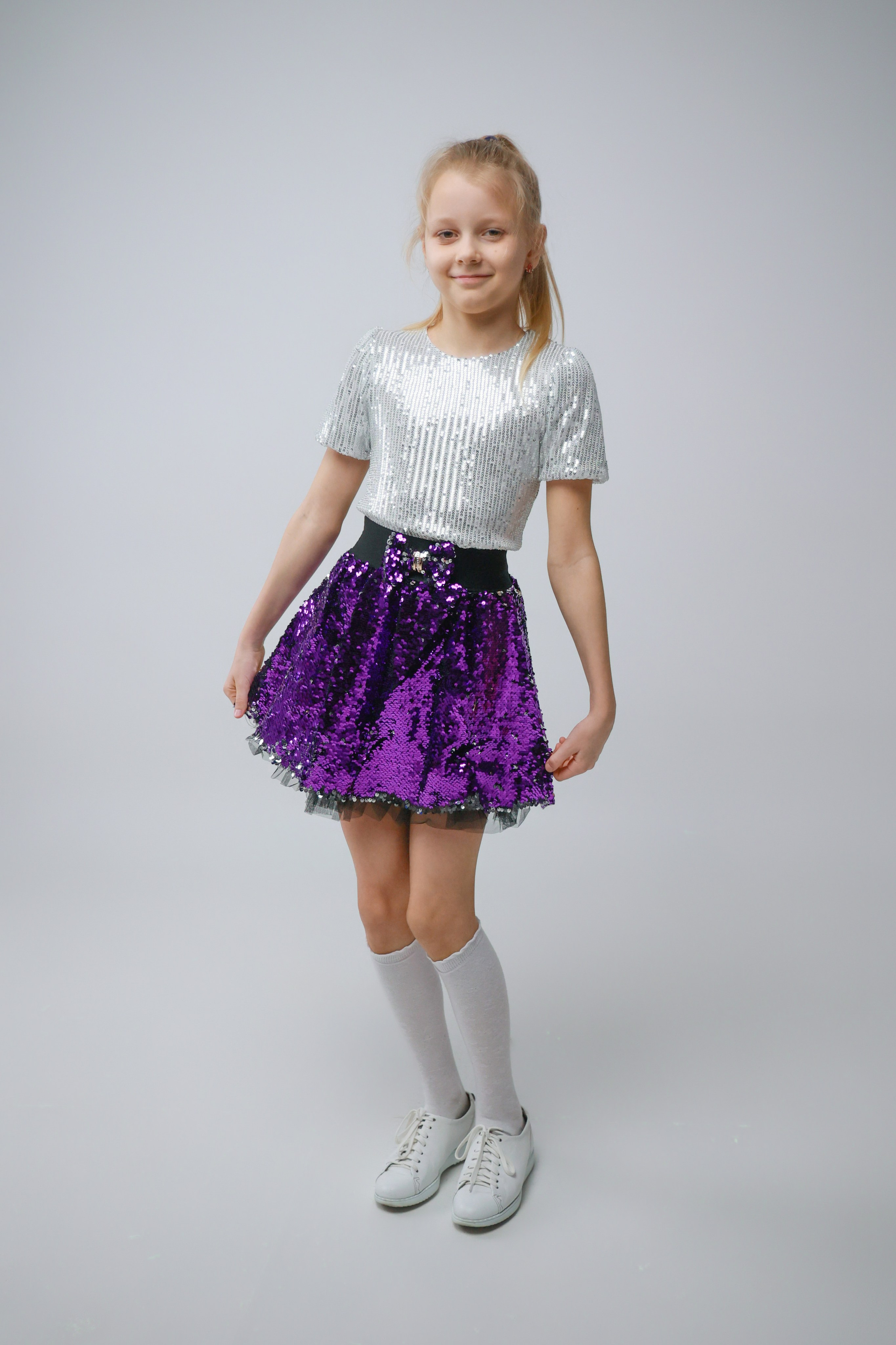 Фото детских платьев для рекламы на маркетплейсах. Фотограф, видеограф