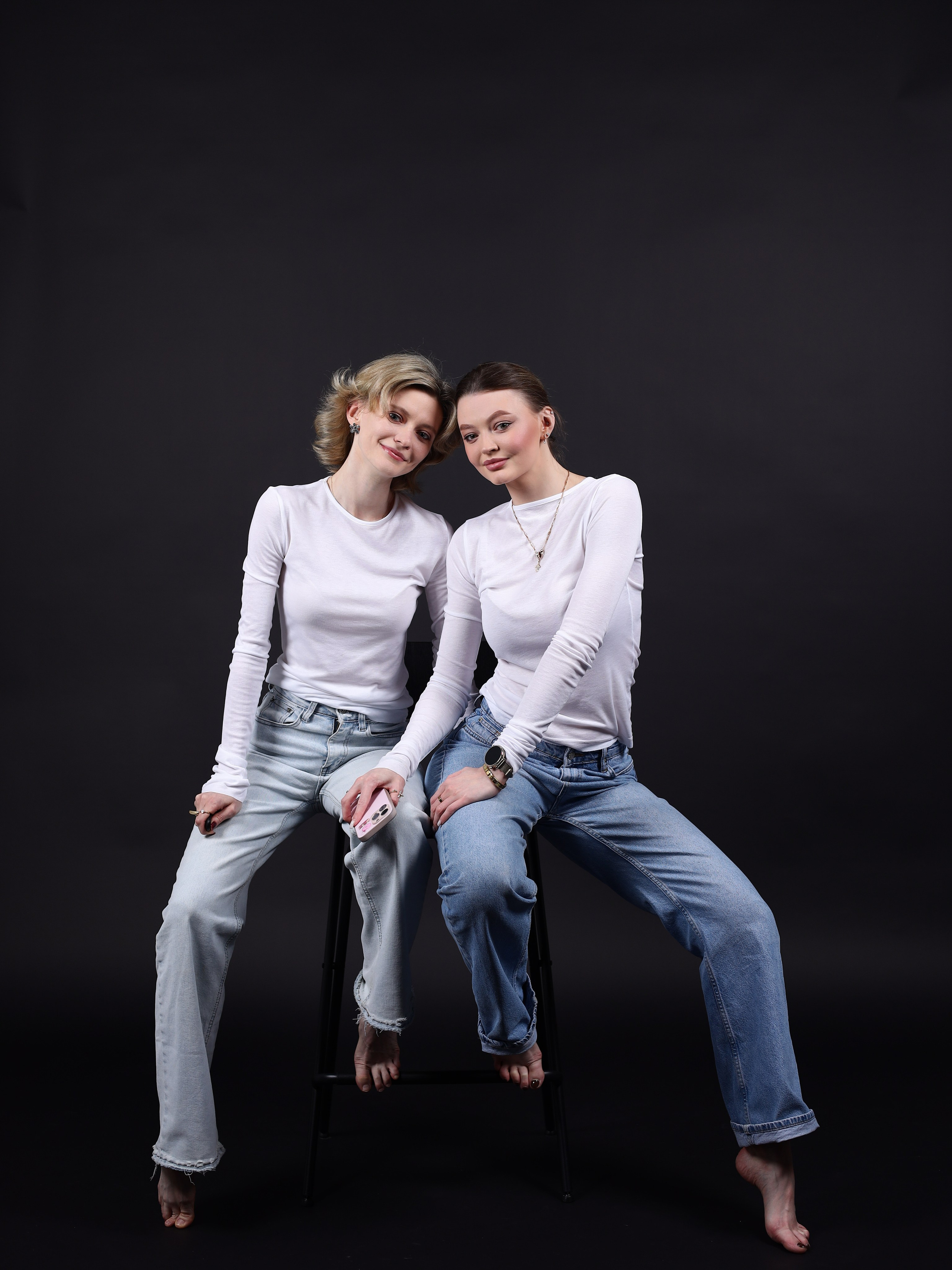 Дарья и Анна. Фотостудия без фотографа Чехов. Первая студия автопортрета в Чехове