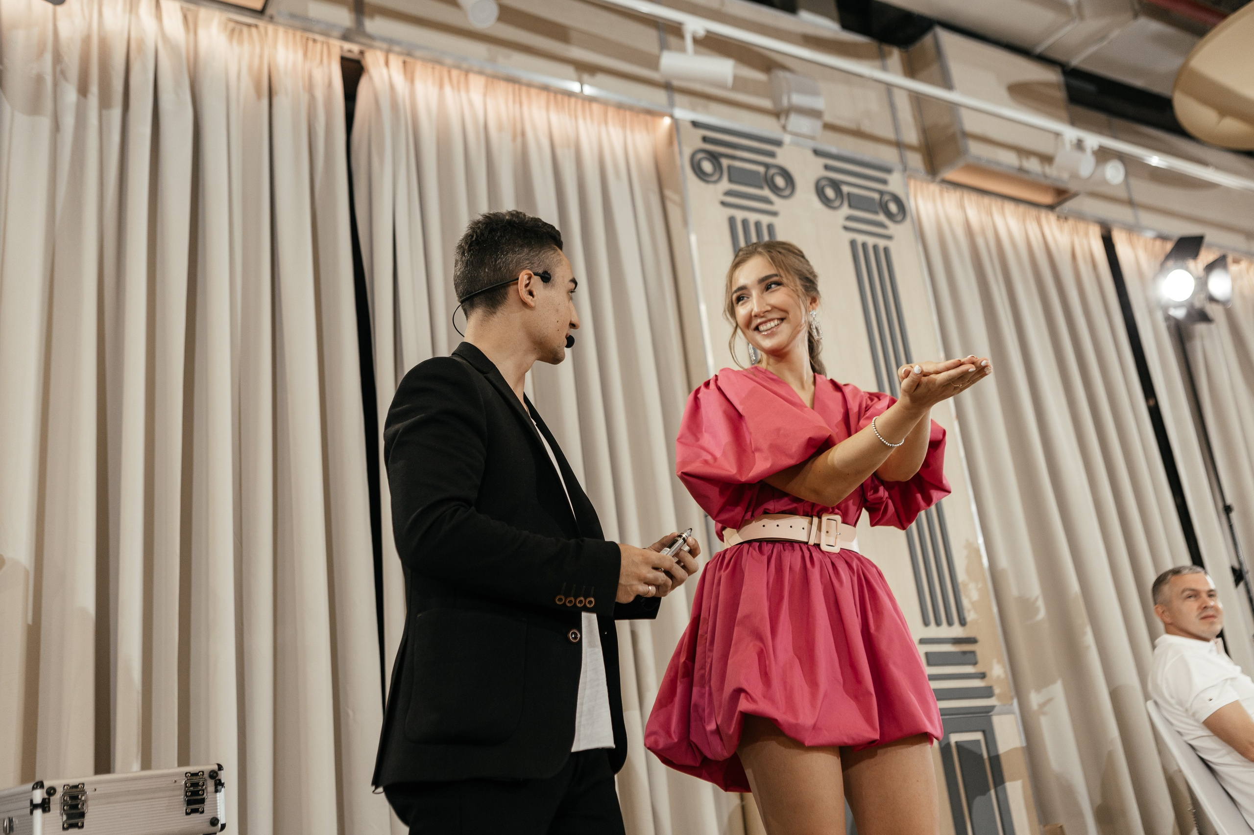 Свадебный фотограф Уфа — Руслан ГабдлисламовЖивые эмоции, красивые кадры, воспоминания на всю жизнь.Работаю по всей Республике Башкортоста. Свадебный фотограф Уфа Руслан Габдлисламов