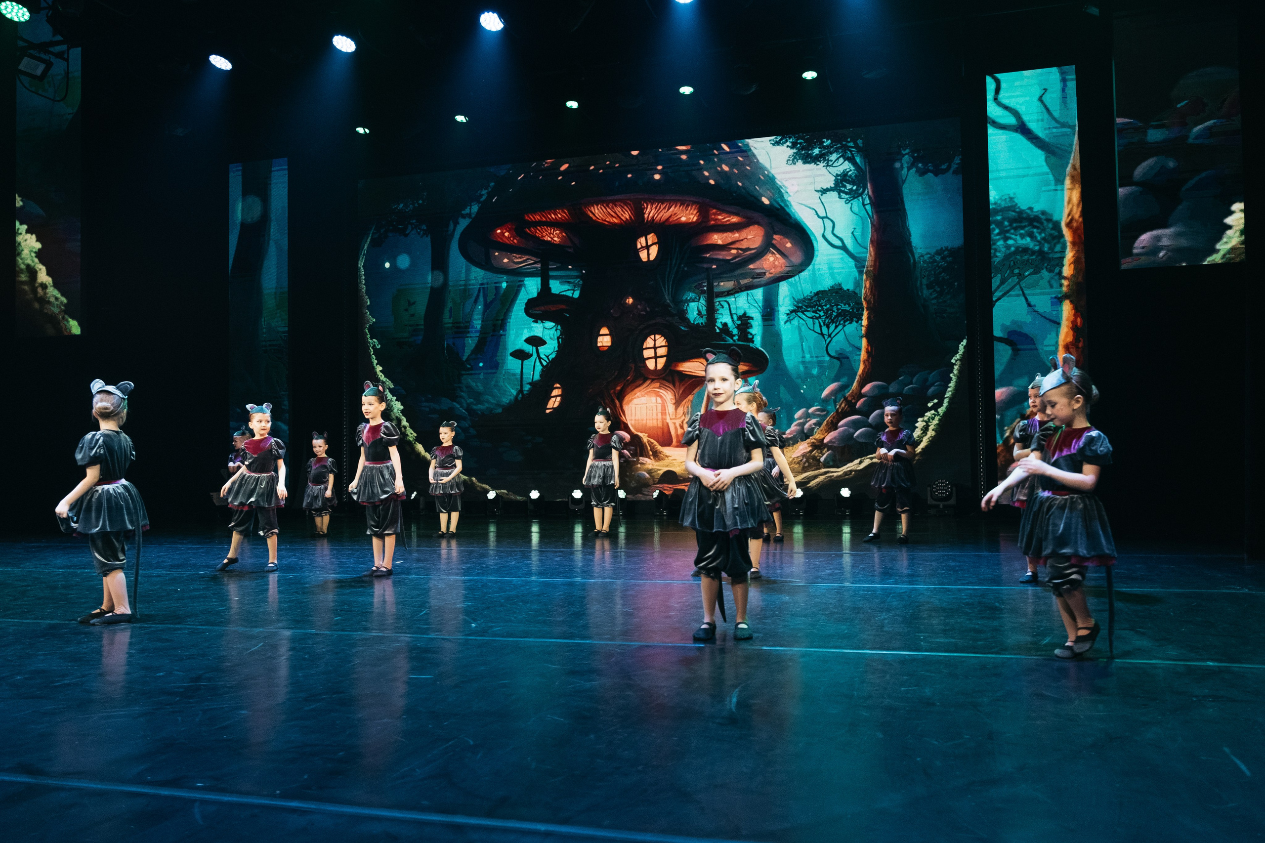 СурГУ 23.12.23. Репортажный и свадебный фотограф в Сургуте