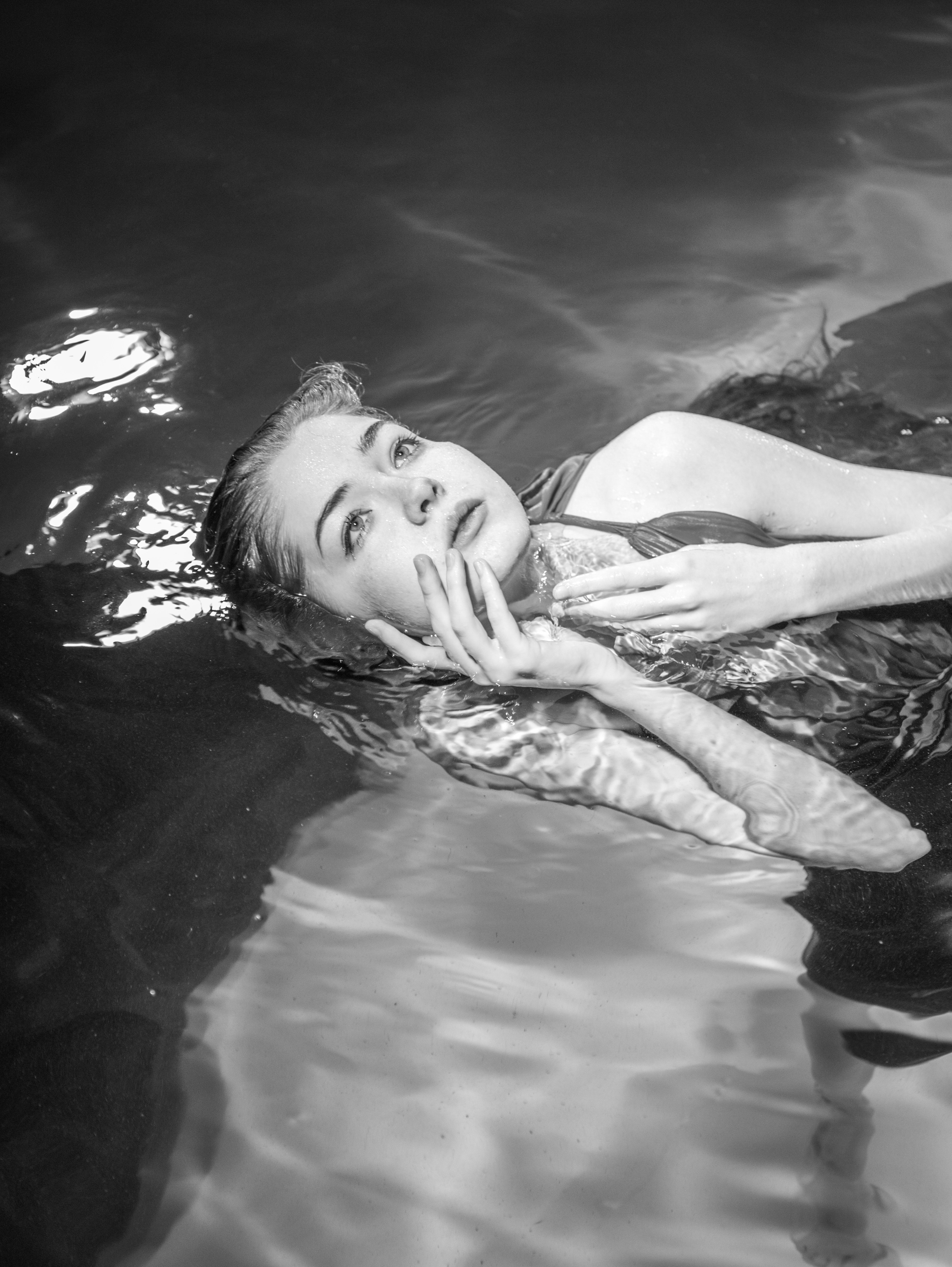 Подводная съемка девушка. Свадебный и семейный фотограф в Москве Мила Широких