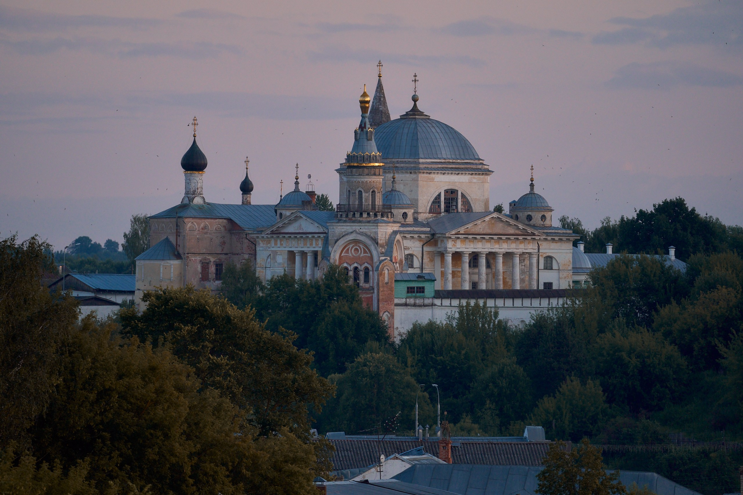 Борисоглебский монастырь в Торжке: официальный сайт