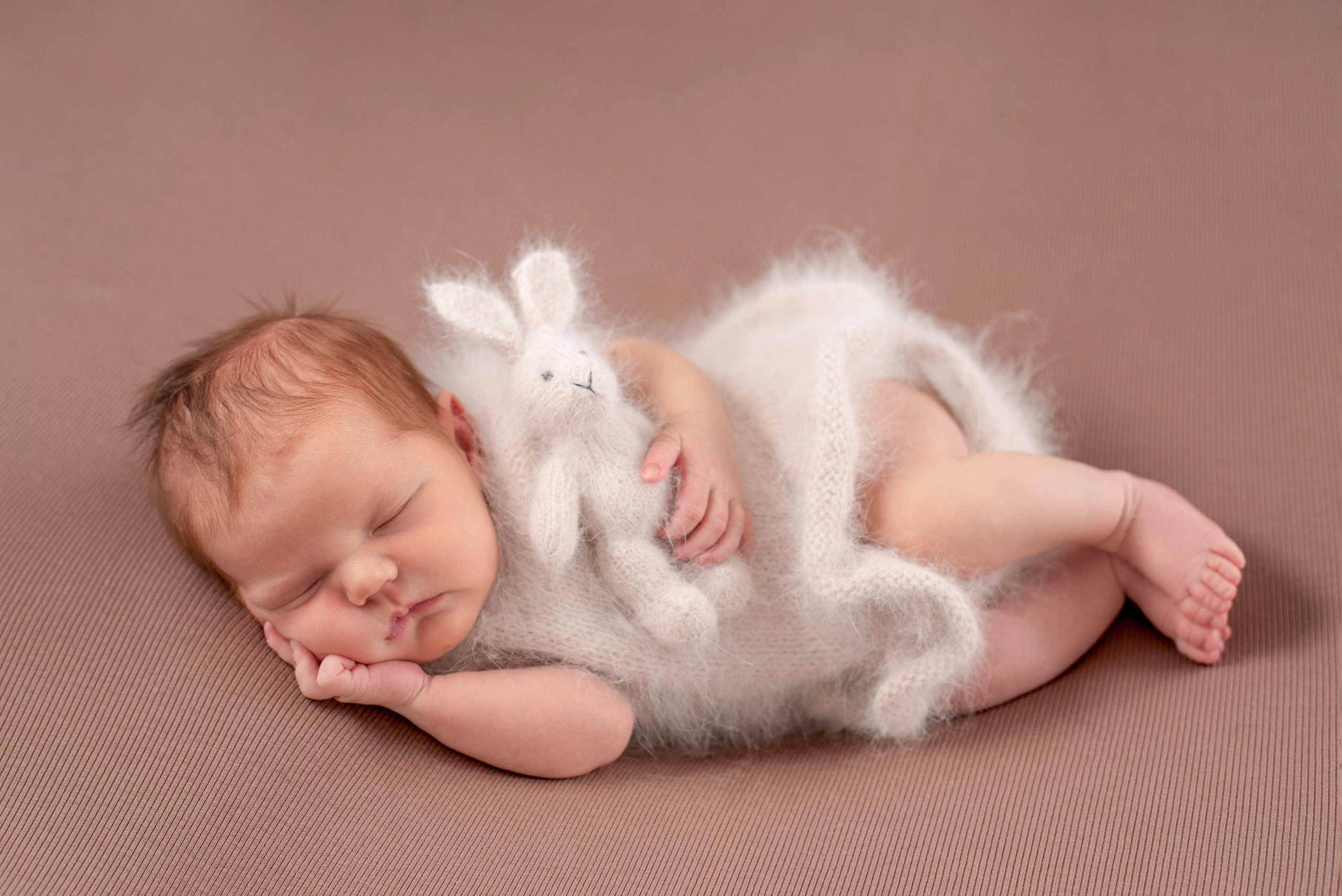 Новорождённые. Фотограф в г. Нижневартовск Александра Гриценко
