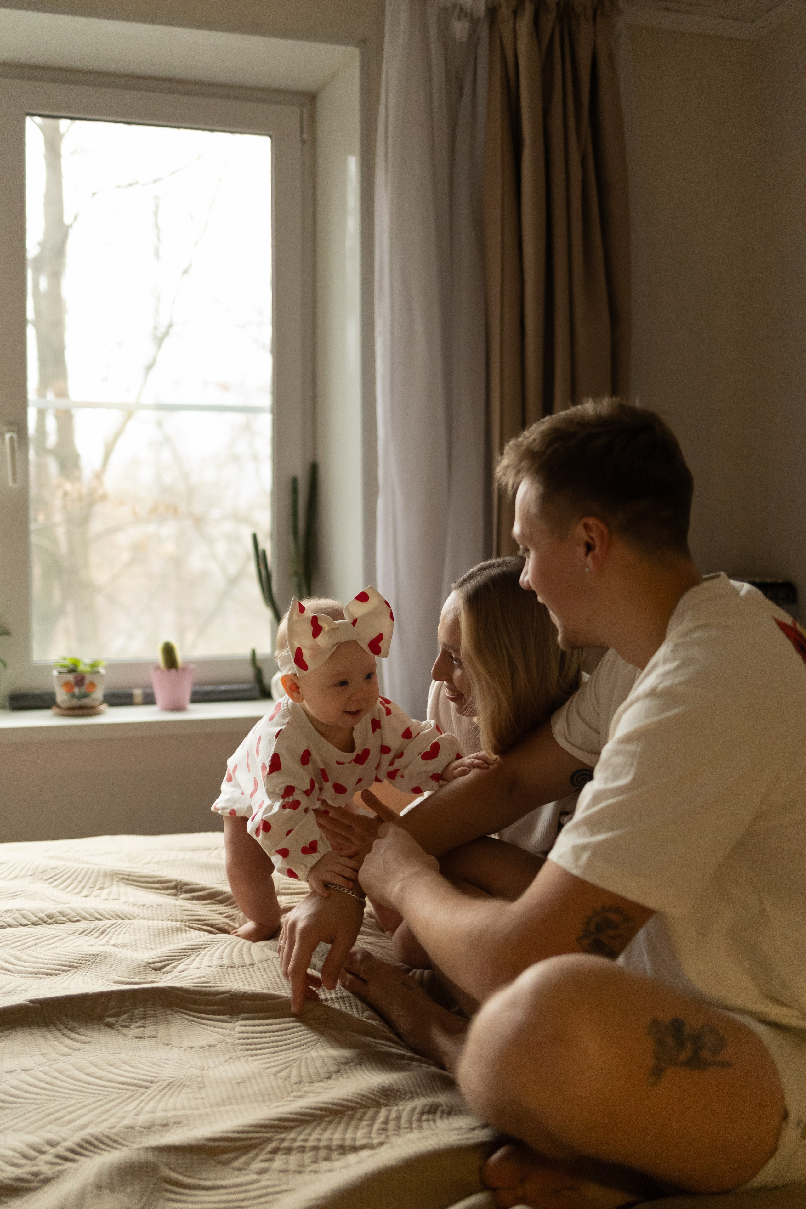 Семейная фотосессия Москва, семейный фотограф в Москве, семейная фотосессия, детский фотограф, семейная фотосессия дома, домашняя фотосессия с малышом, домашняя семейная фотосессия, фотосессия с малышом