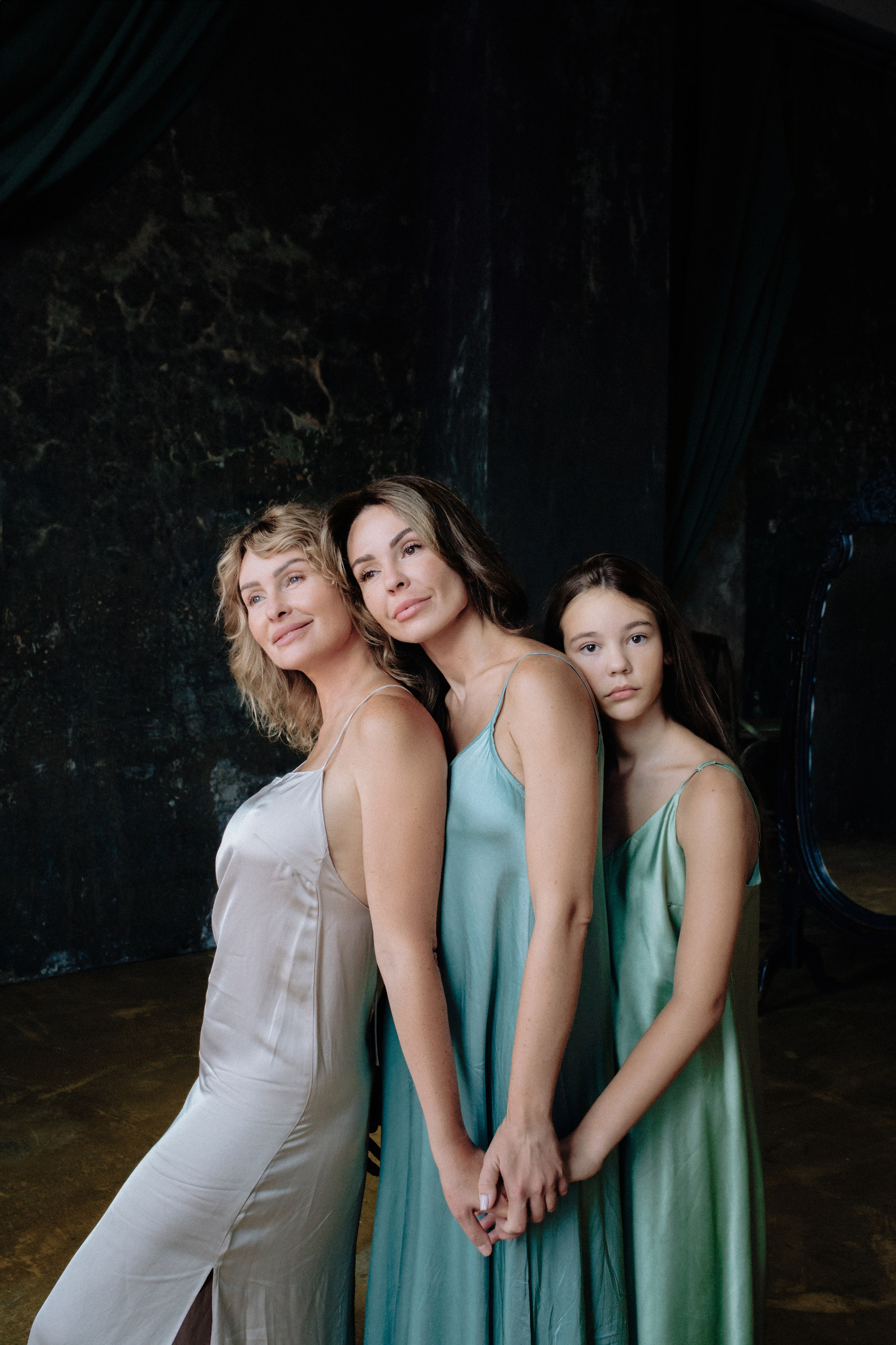 Сила рода. Портретный фотограф в городе Москва — Деляна Мур