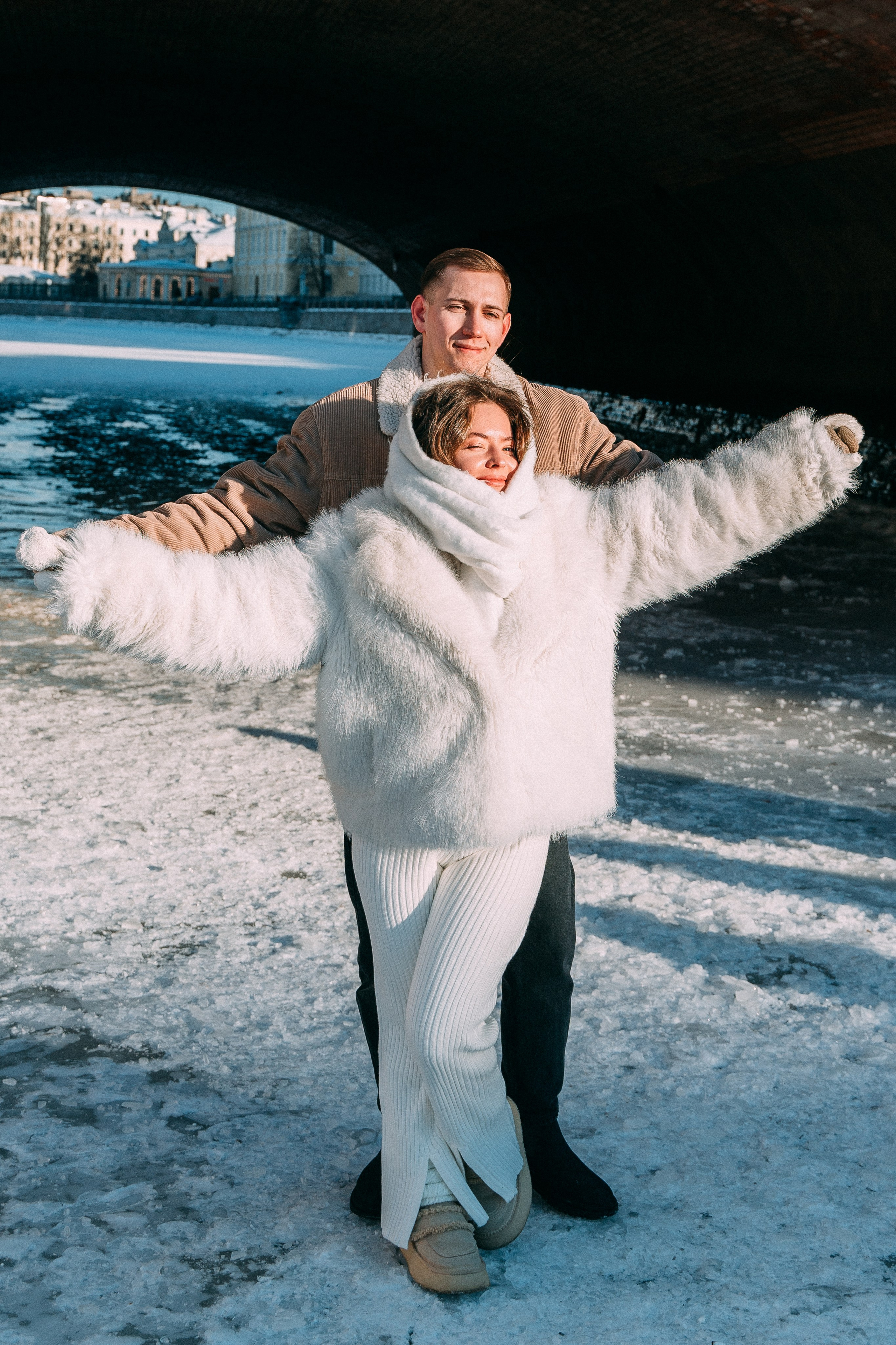 Лавстори на льду по рекам и каналам Санкт-Петербурга