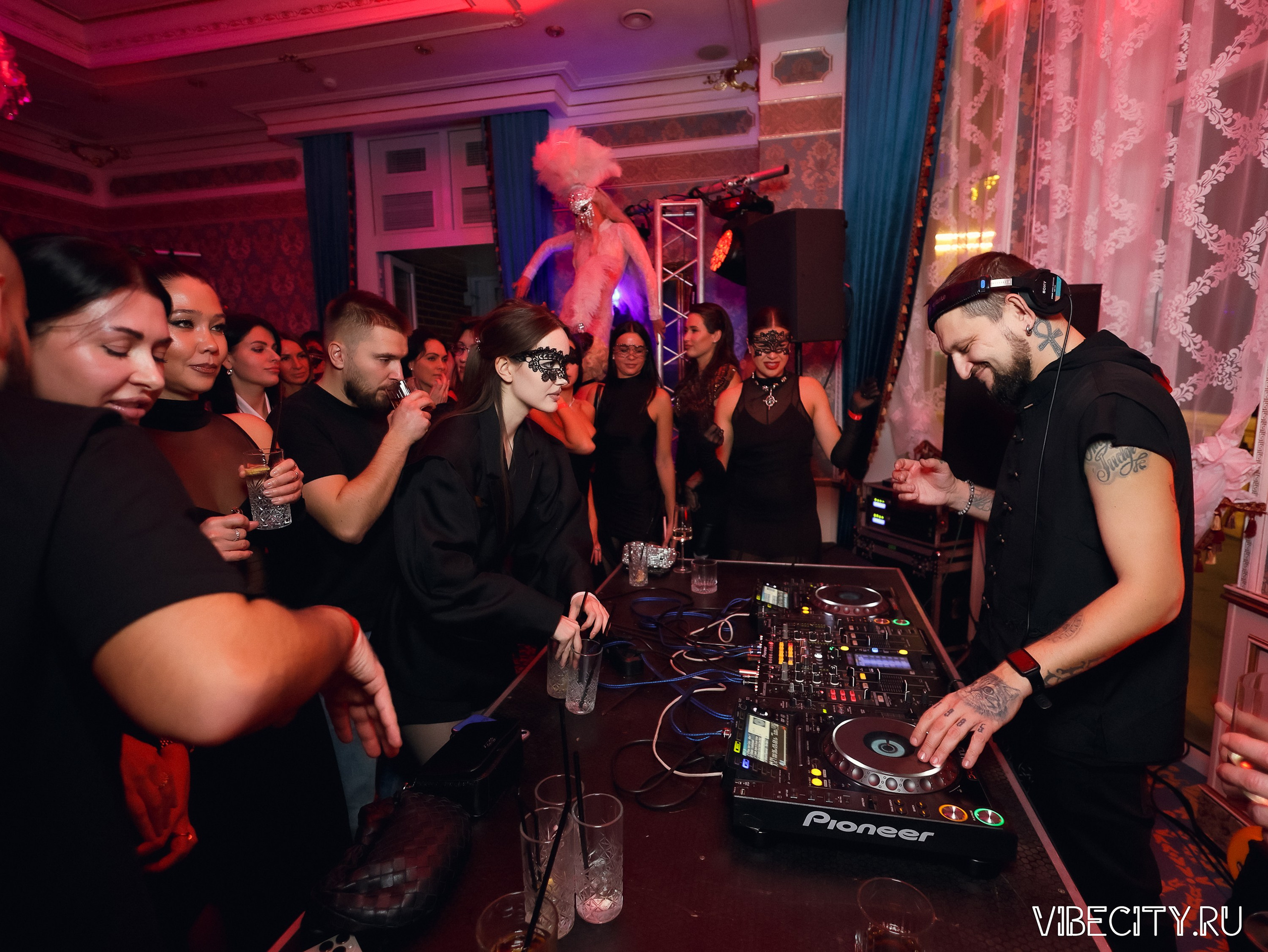 CULT MASQUERADE X GRAND PALACE. VIBECITY.RU Вайб Сити Ру Фоторепортажи Фотоотчеты Калининград