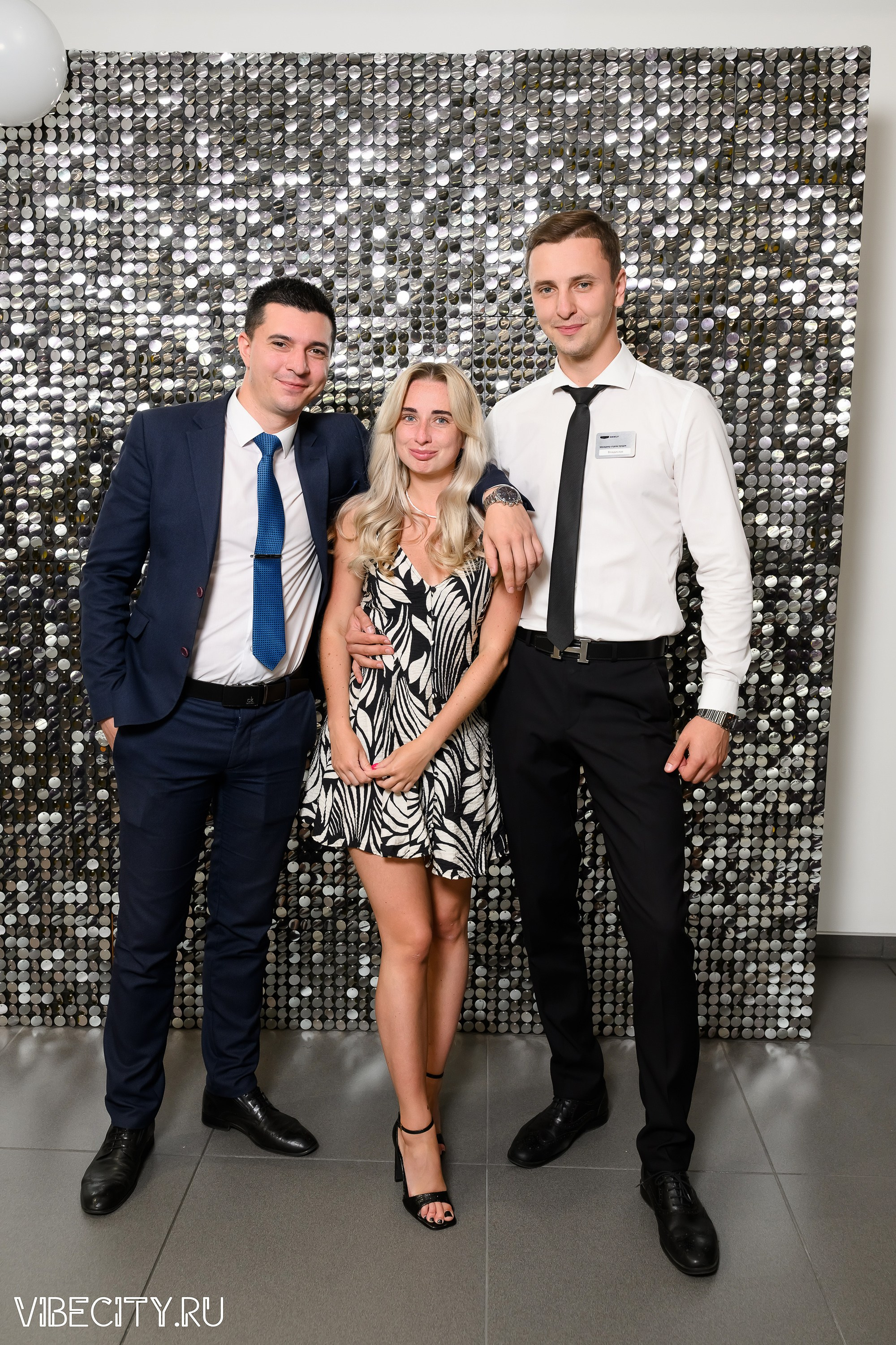 Презентация Geely Manjaro. VIBECITY.RU Вайб Сити Ру Фоторепортажи Фотоотчеты Калининград