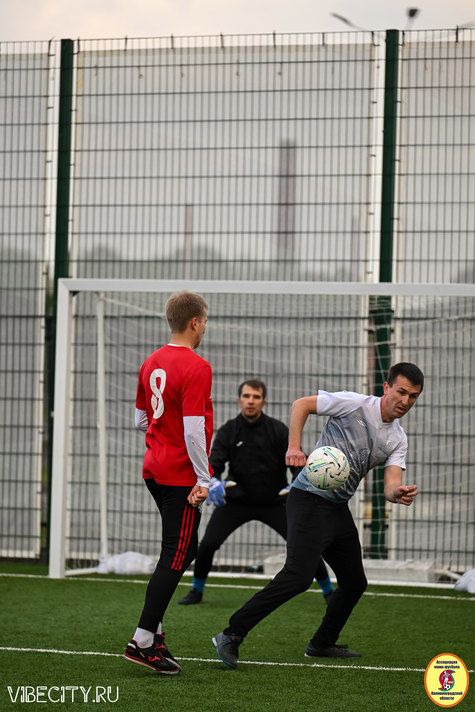 ИГРЫ МИНИ-ФУТБОЛЬНОЙ ЛИГИ. VIBECITY.RU Вайб Сити Ру Фоторепортажи Фотоотчеты Калининград
