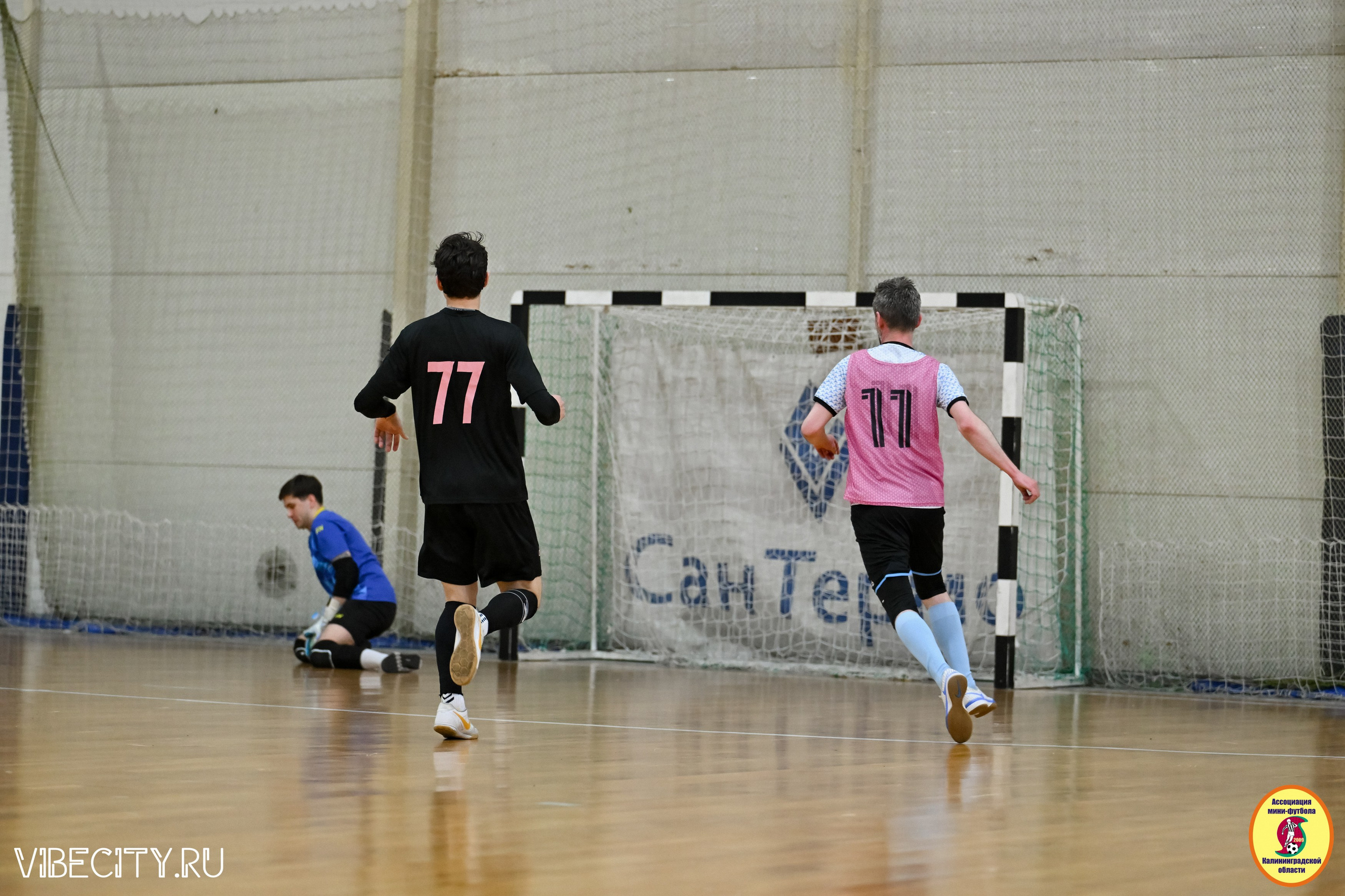 8 тур Корпоративной Бизнес-Лиги по футзалу. VIBECITY.RU Вайб Сити Ру Фоторепортажи Фотоотчеты Калининград