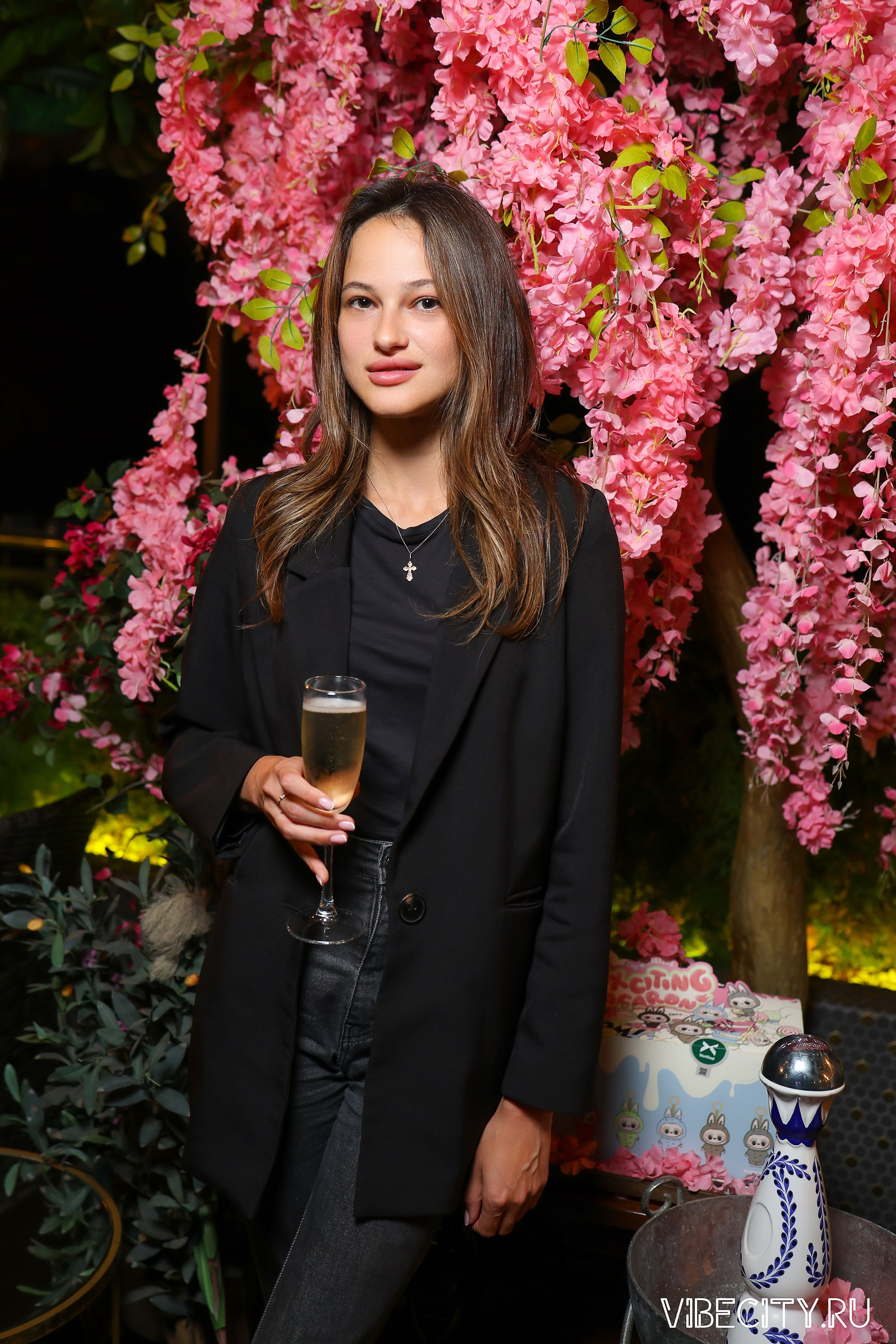 DOUBLE U. VIBECITY.RU Вайб Сити Ру Фоторепортажи Фотоотчеты Калининград