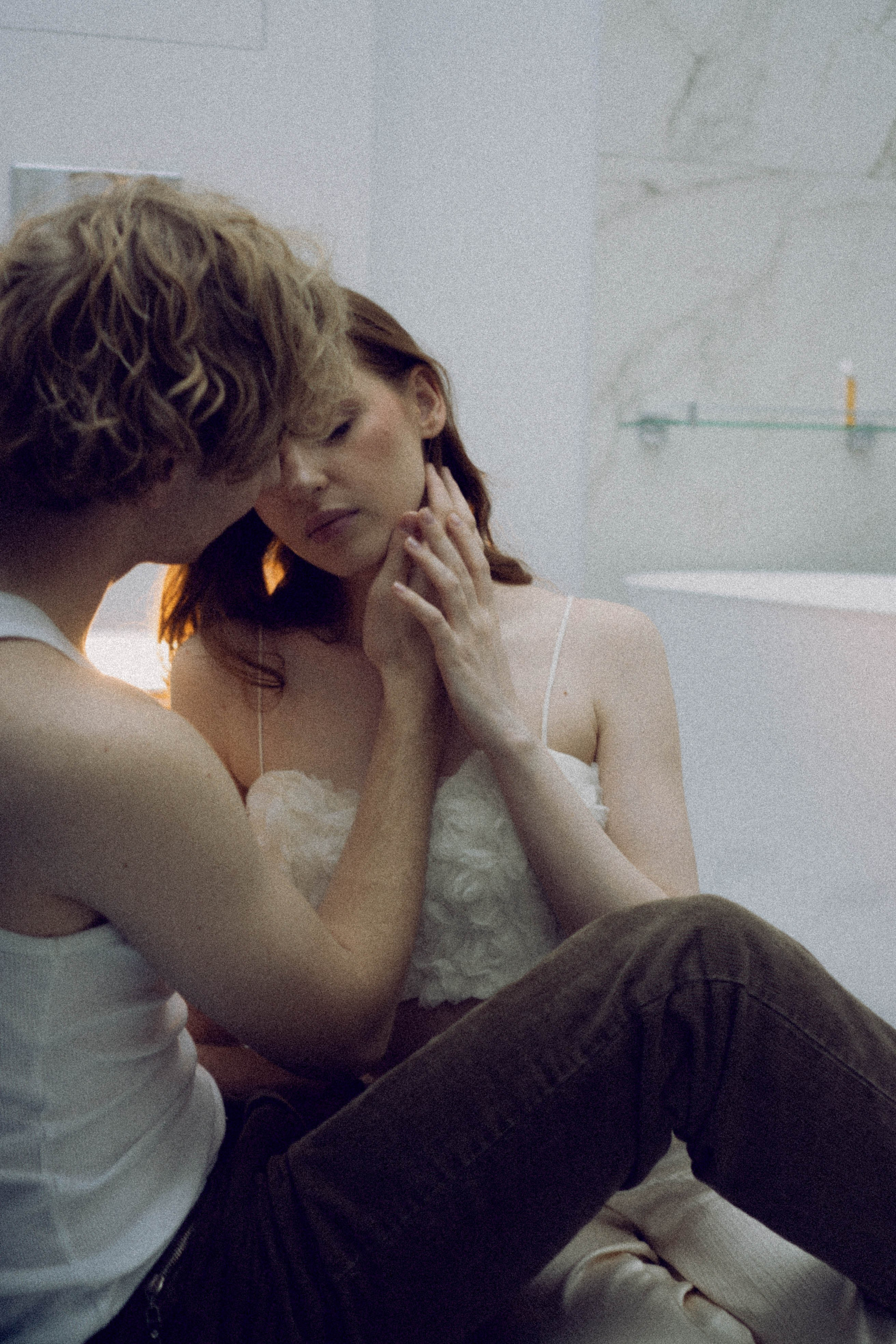 СВАДЕБНАЯ СЬЕМКА В ОТЕЛЕ. СБОРЫ ЖЕНИХА И НЕВЕСТЫ И ТАКЖЕ ТОР И ПОДГОТОВКА К ПРОГУЛКЕ. Профессиональный фотограф, Санкт-Петербург — Виктория Богомолова