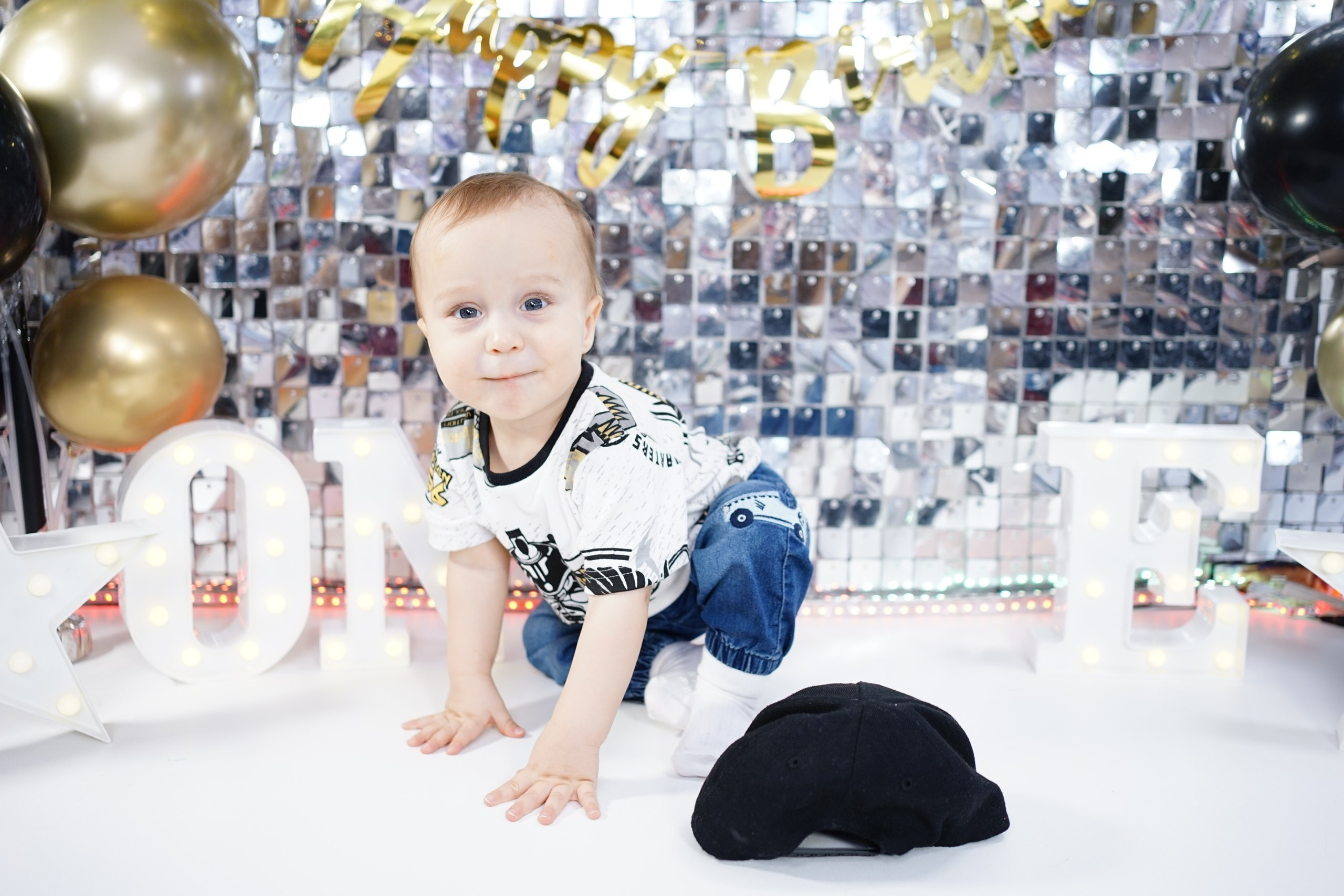 Фотосессия на Годик для Мальчиков. Детская Фотостудия ГОДОВАСИКИ в Санкт-Петербурге фотосесия на годик