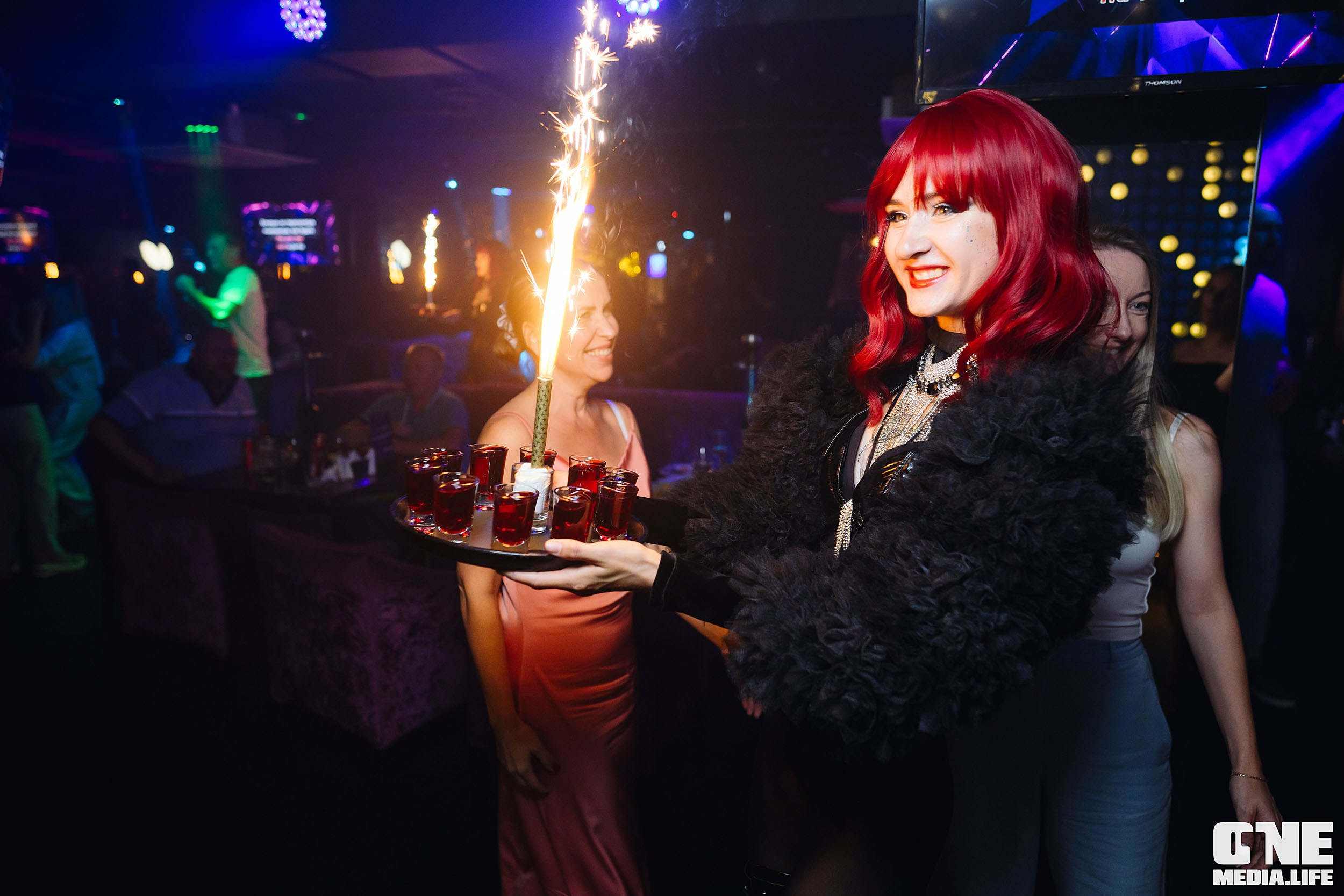 Фоторепортаж из караоке-клуба Эйфория. One Media Life: фоторепортажи, фотоотчеты с мероприятий и заведений