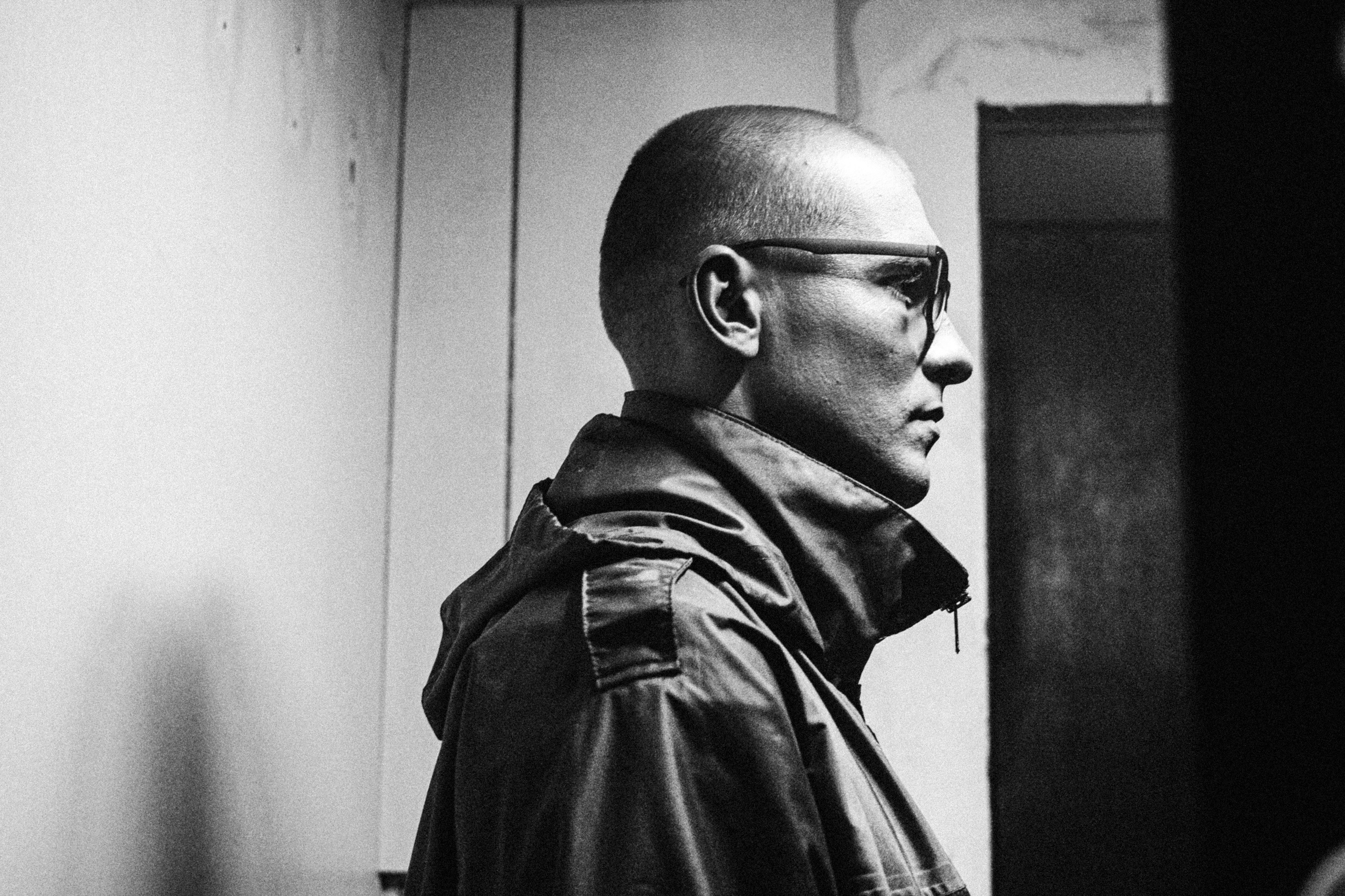 Behind the scenes. Portrait and backstage photographer Nina Crane