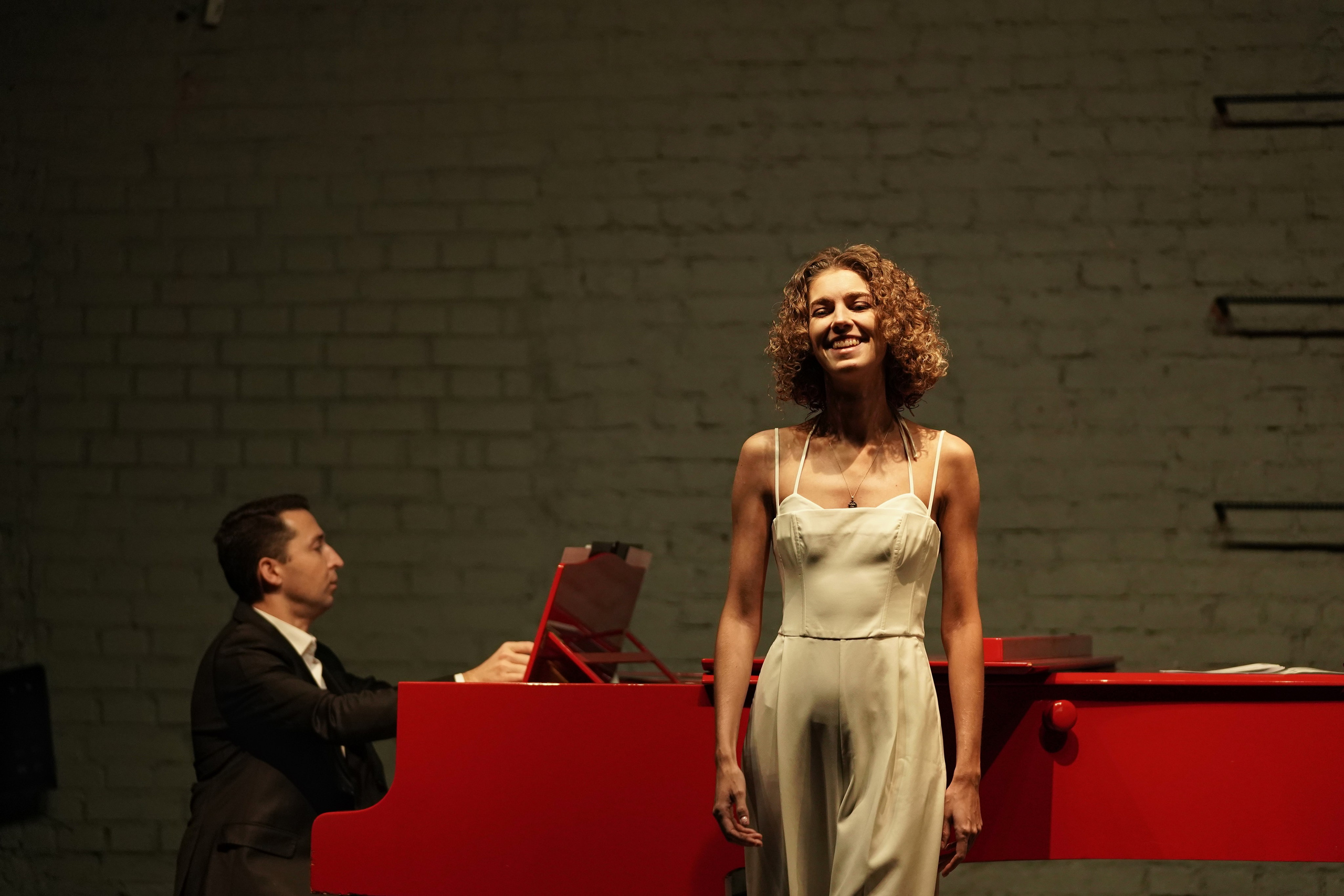 В сумраке Есенин-центра. 7/11/25. Фотограф Строгино Яна Гавриленко